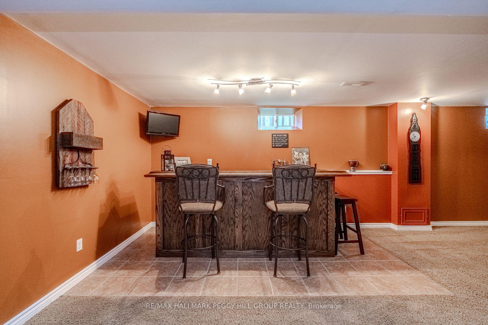Photo 14 of 6 McDougall Drive, Barrie, West Bayfield — HOMEH