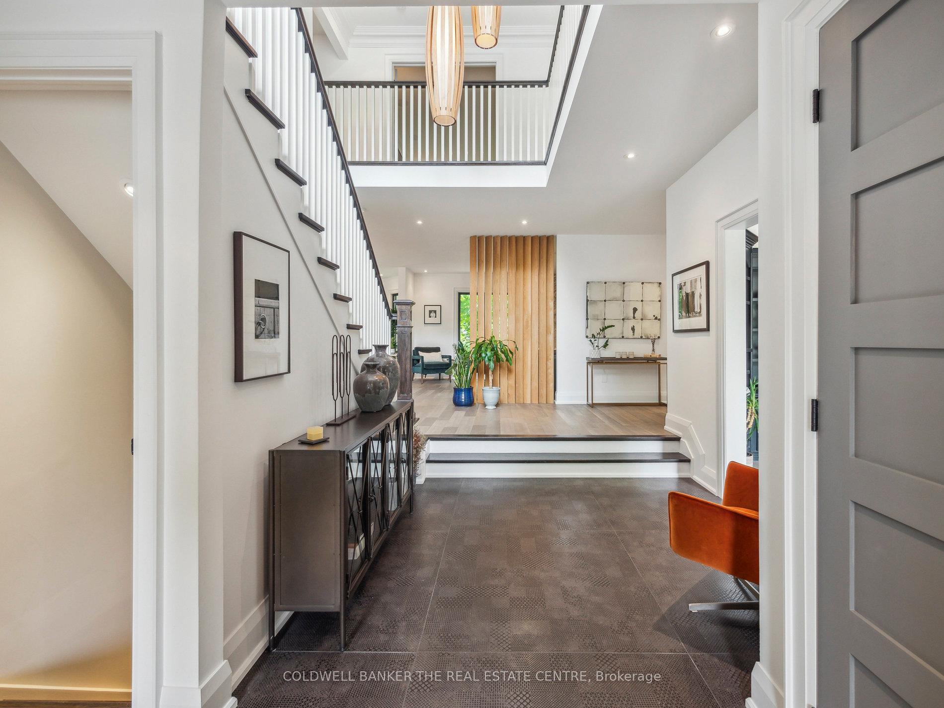 Photo 4 of 8 Lenarthur Court, Aurora, Hills of St Andrew — HOMEH