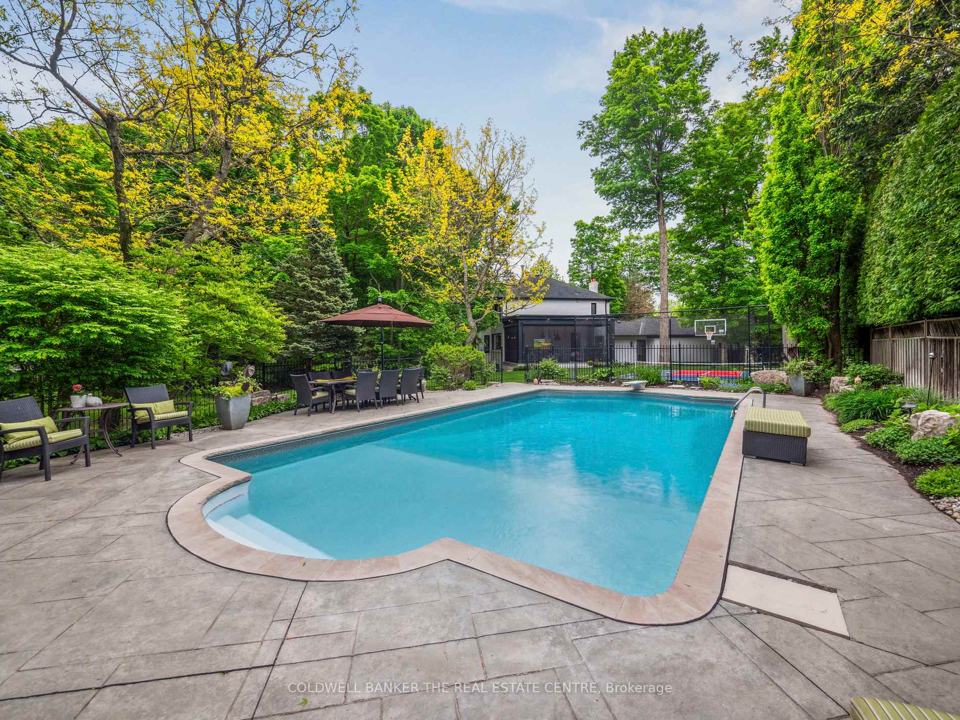 Photo 45 of 8 Lenarthur Court, Aurora, Hills of St Andrew — HOMEH
