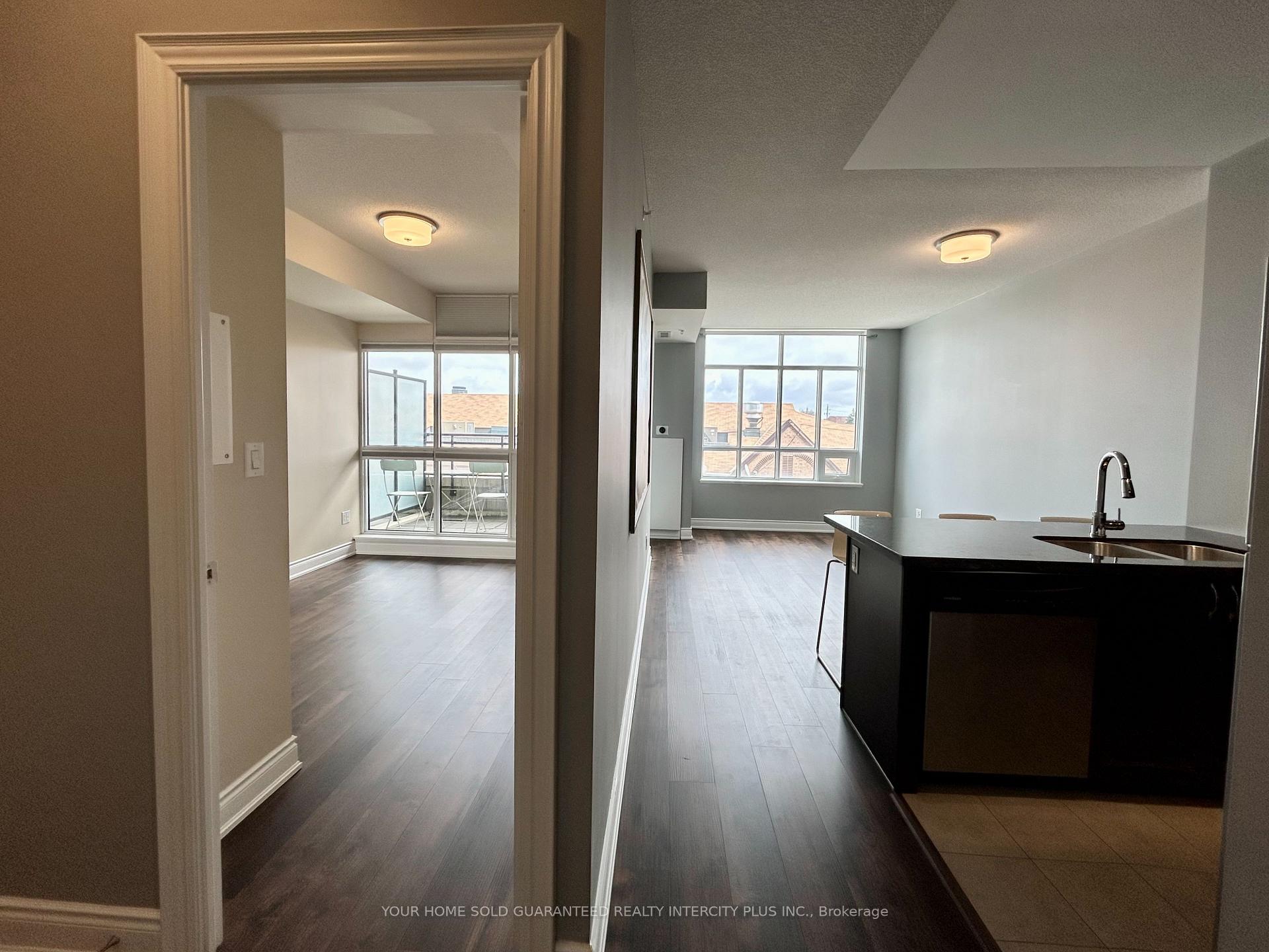 Photo 8 of Unit 204, 2396 Major Mackenzie Drive, Vaughan, Maple — HOMEH