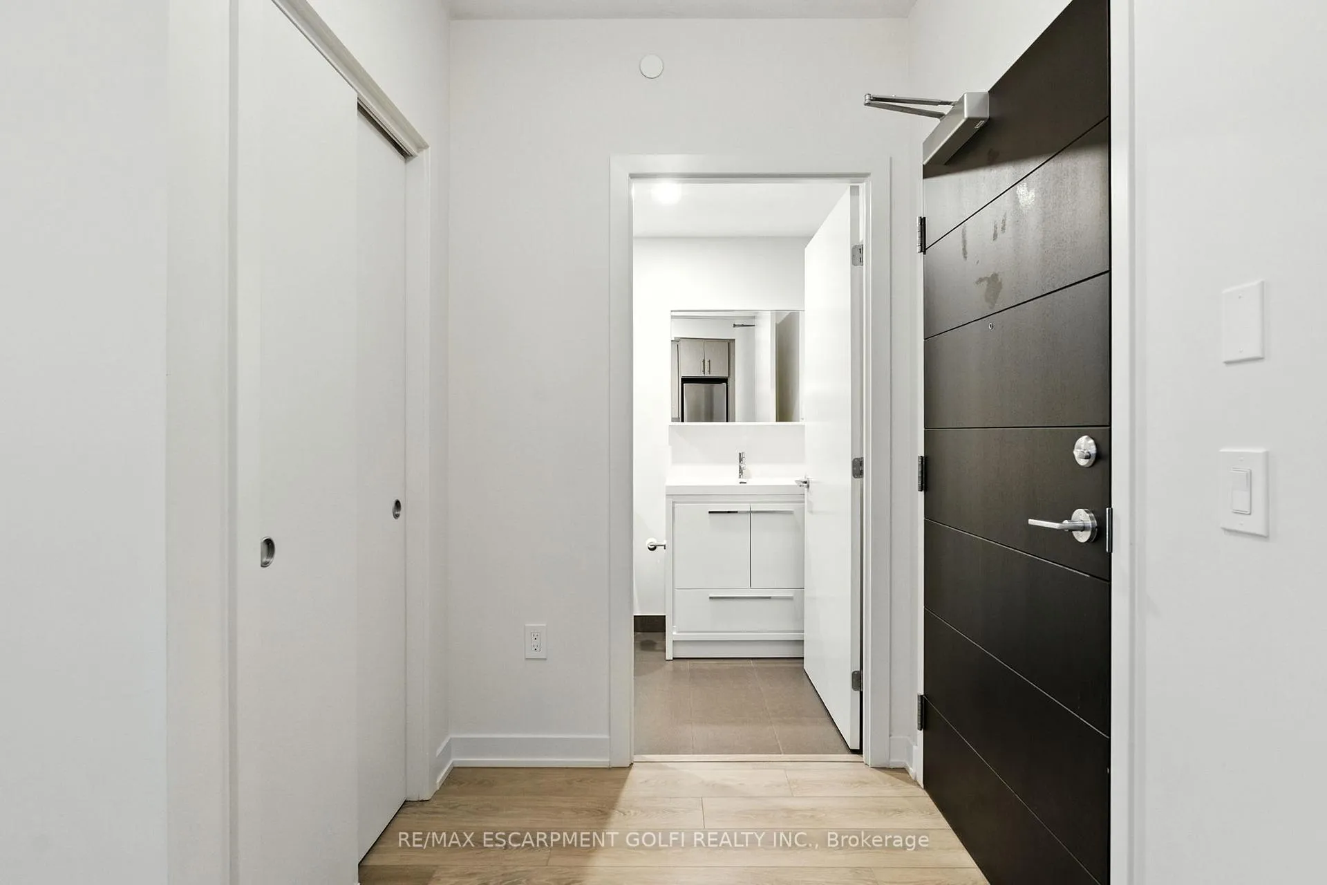 Photo 7 of Unit 1209, 212 King William Street, Hamilton, Beasley — HOMEH