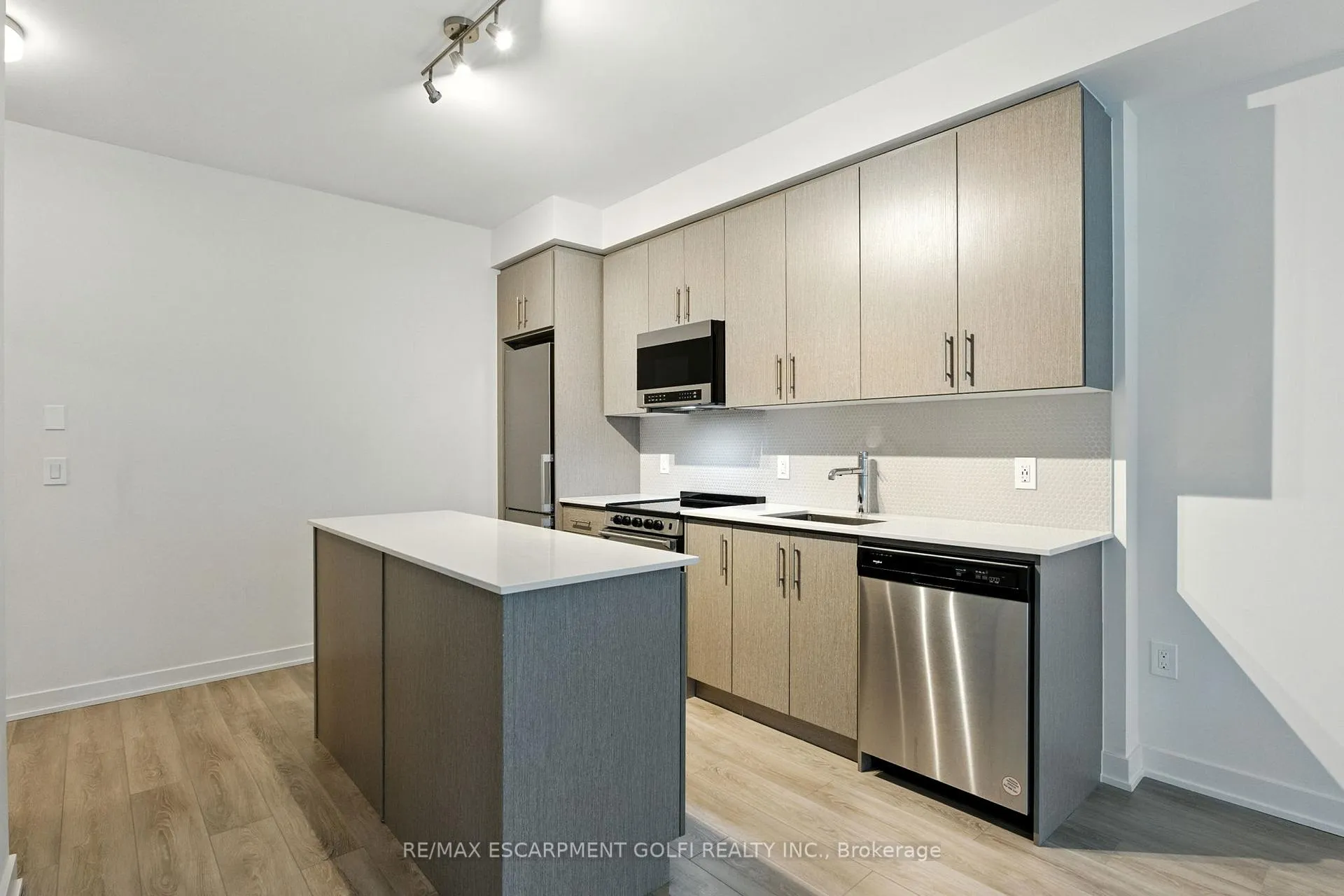 Photo 11 of Unit 1209, 212 King William Street, Hamilton, Beasley — HOMEH