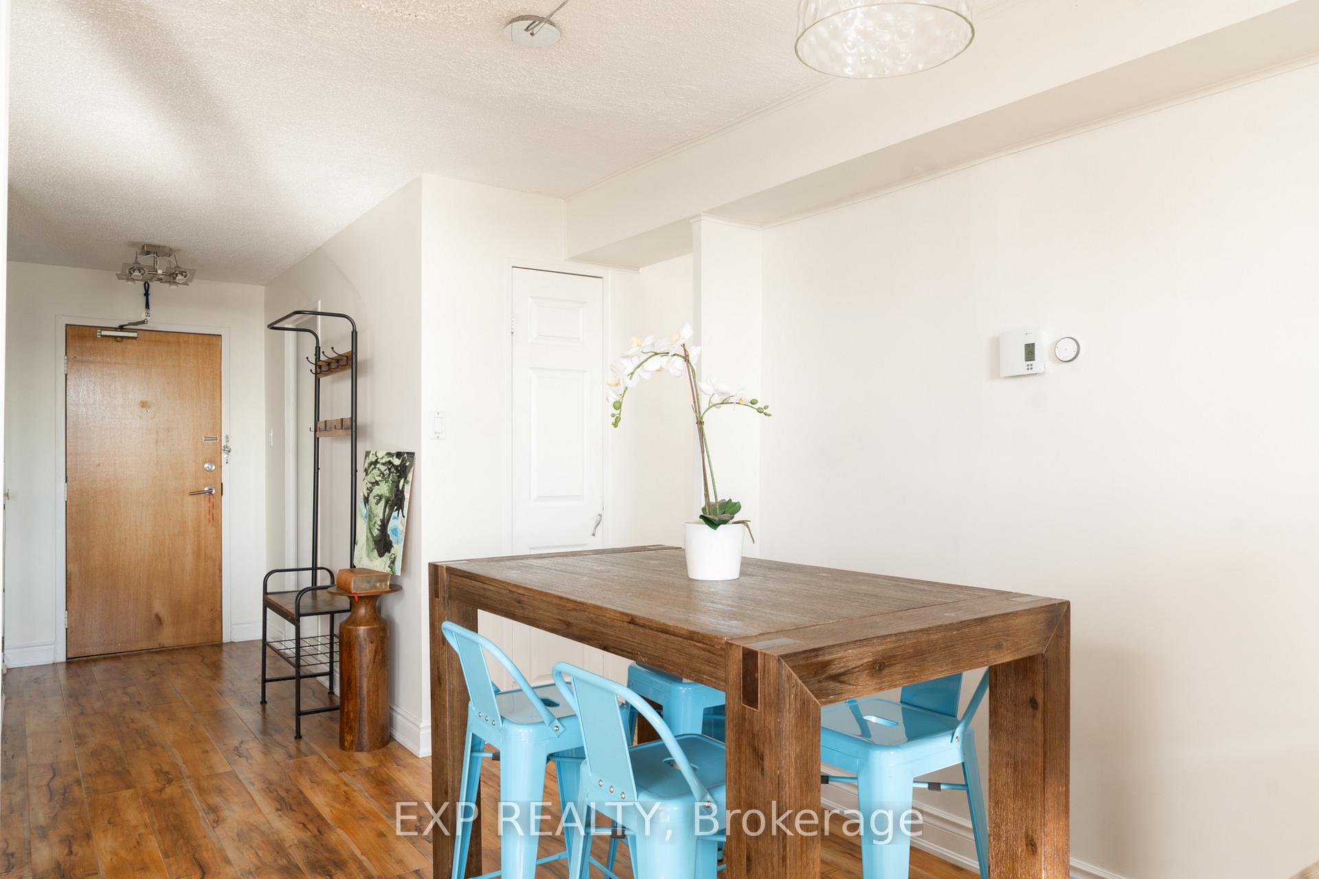 Photo 7 of Unit 1103, 1 Royal Orchard Boulevard, Markham, Royal Orchard — HOMEH