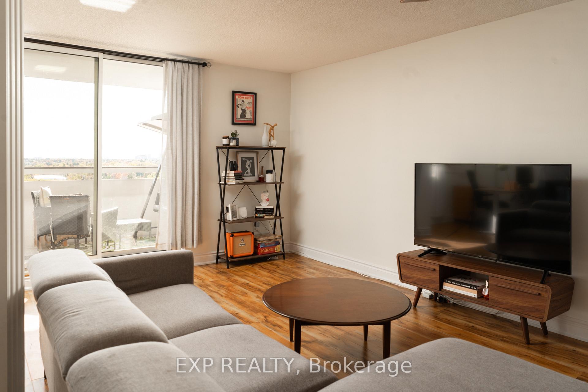 Photo 13 of Unit 1103, 1 Royal Orchard Boulevard, Markham, Royal Orchard — HOMEH