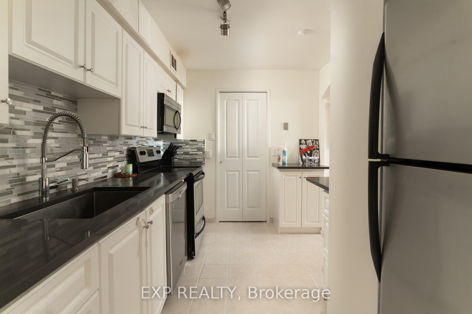 Photo 22 of Unit 1103, 1 Royal Orchard Boulevard, Markham, Royal Orchard — HOMEH