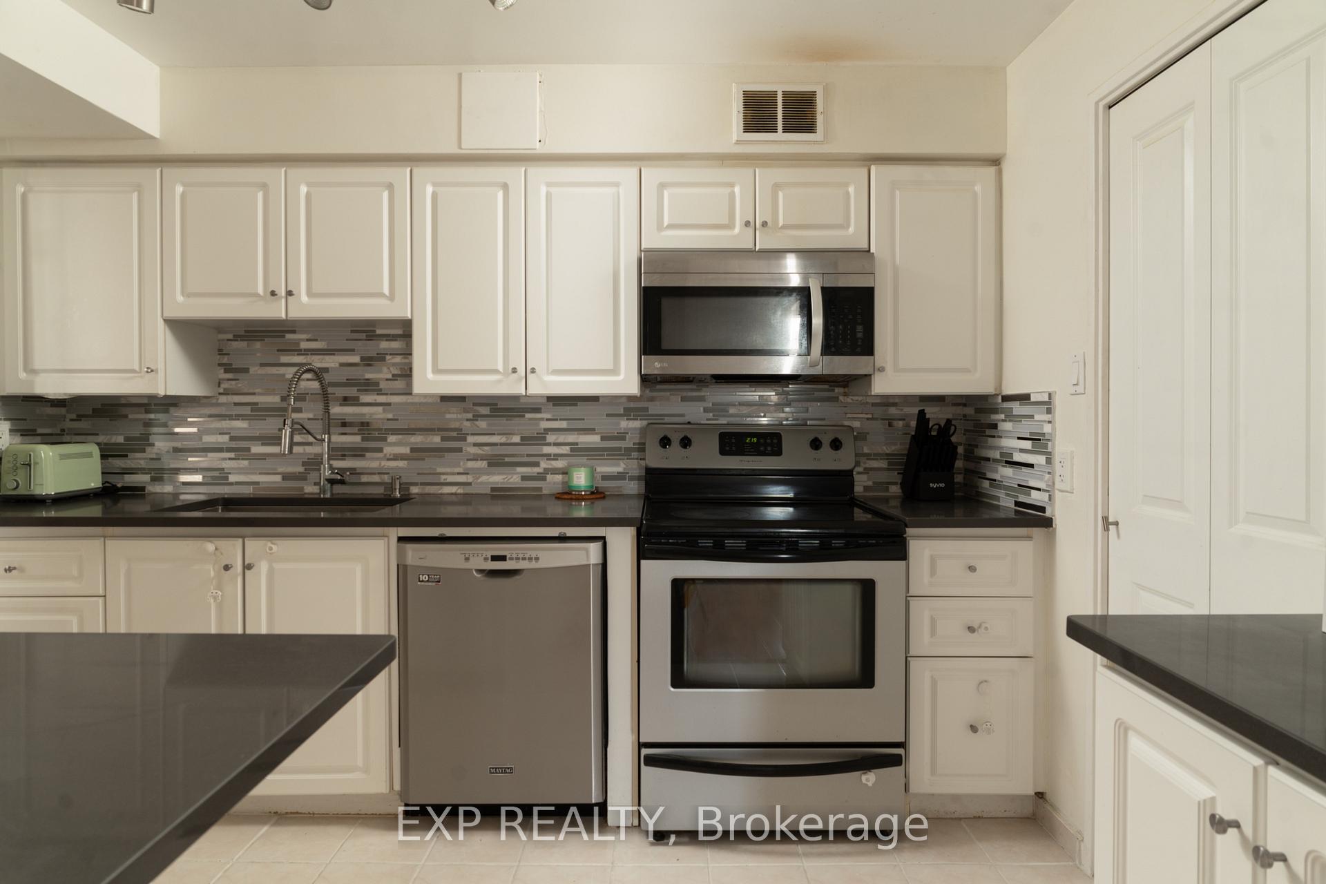 Photo 23 of Unit 1103, 1 Royal Orchard Boulevard, Markham, Royal Orchard — HOMEH