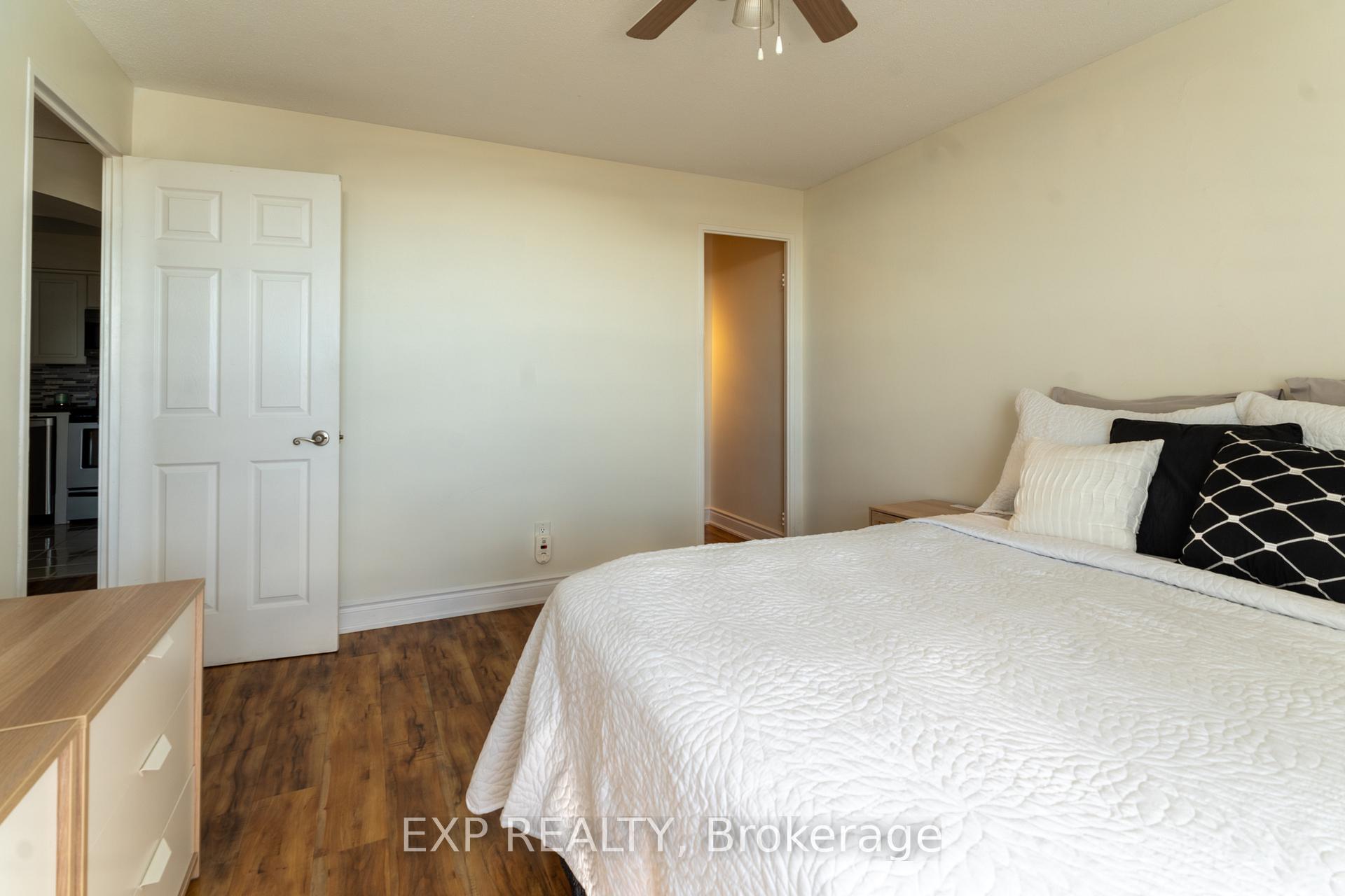 Photo 30 of Unit 1103, 1 Royal Orchard Boulevard, Markham, Royal Orchard — HOMEH