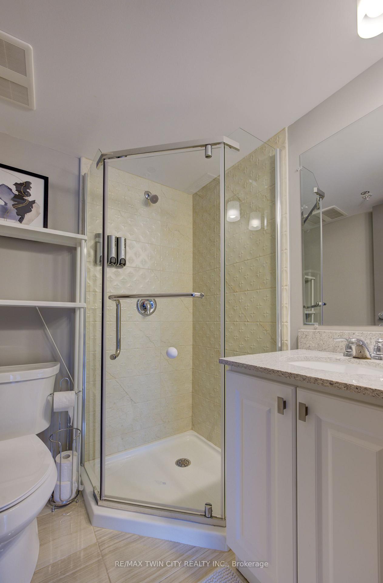 Photo 10 of Unit 7, 321 Spruce Street, Waterloo — HOMEH