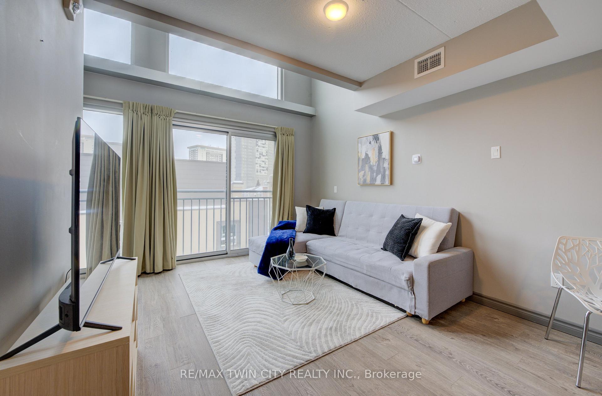 Photo 12 of Unit 7, 321 Spruce Street, Waterloo — HOMEH