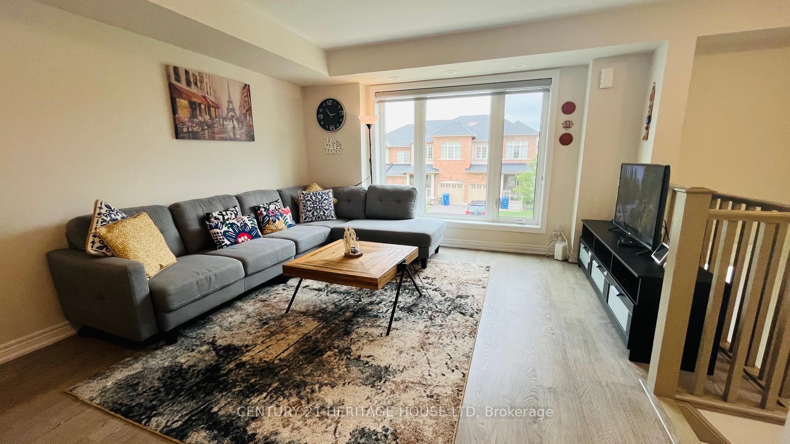 Photo 3 of 216 Law Drive, Guelph, Grange Road — HOMEH