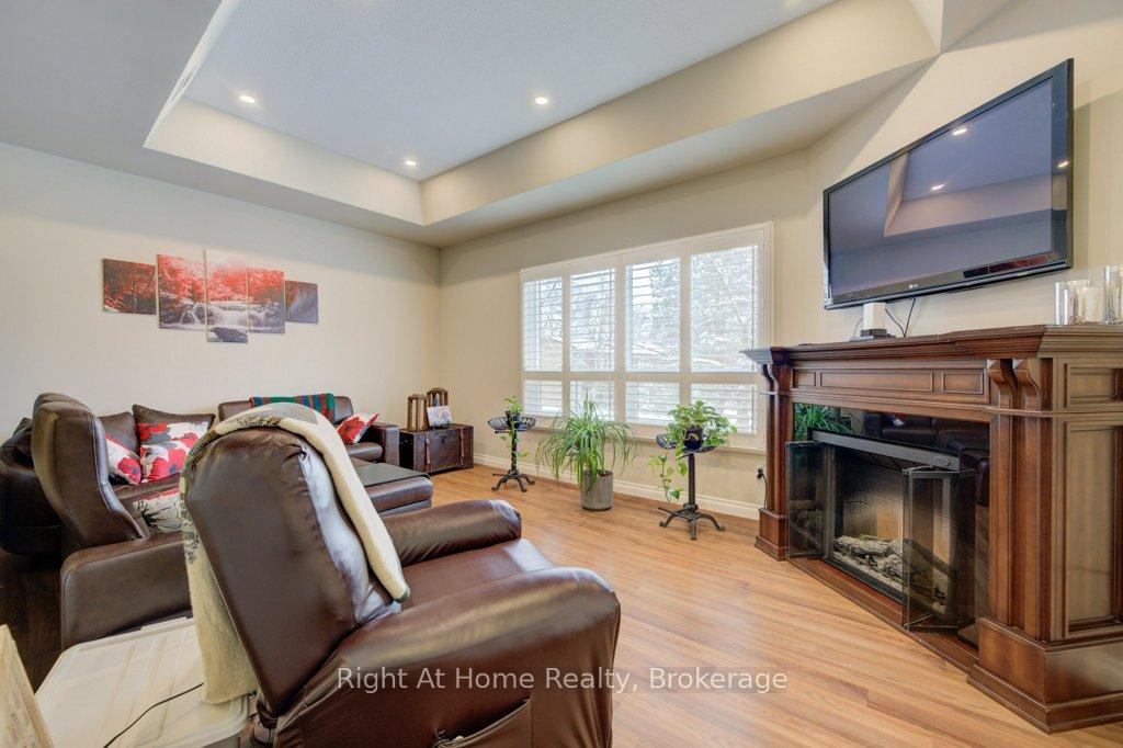 Photo 10 of Unit 78, 9 Trudy Court, Hamilton, Dundas — HOMEH