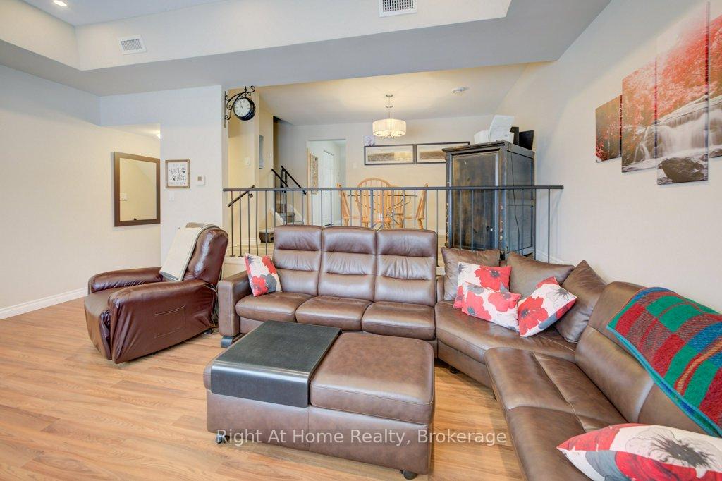 Photo 12 of Unit 78, 9 Trudy Court, Hamilton, Dundas — HOMEH