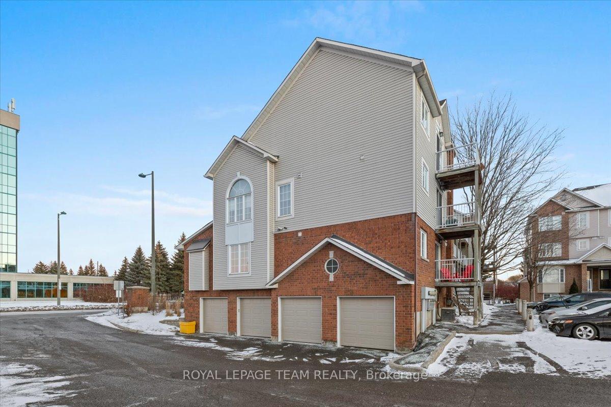 Photo 2 of Unit 32, 108 C Centrepointe Drive W, Ottawa, Centrepointe — HOMEH