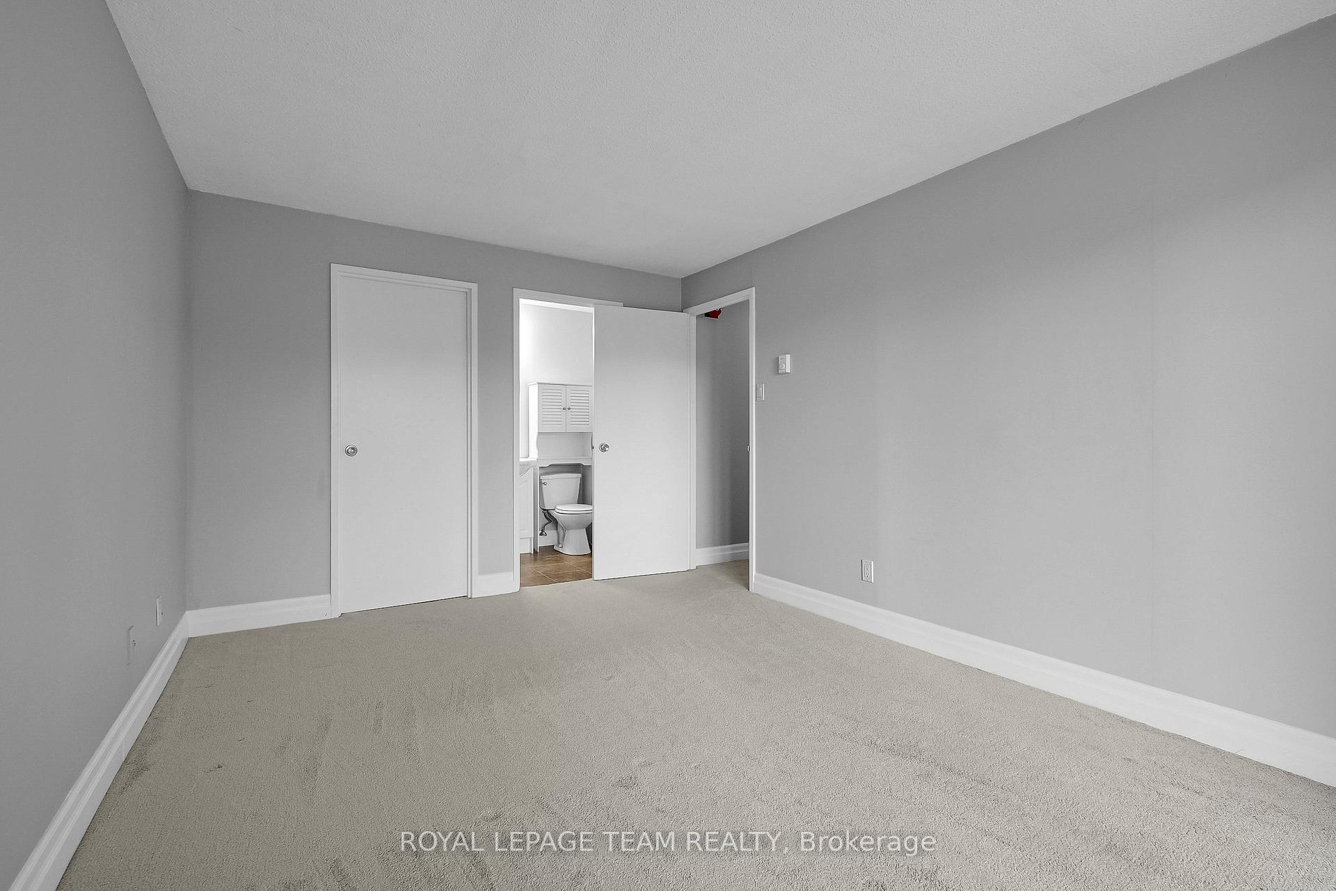 Photo 14 of Unit 302, 50 Burnside Avenue, Ottawa, Mechanicsville — HOMEH