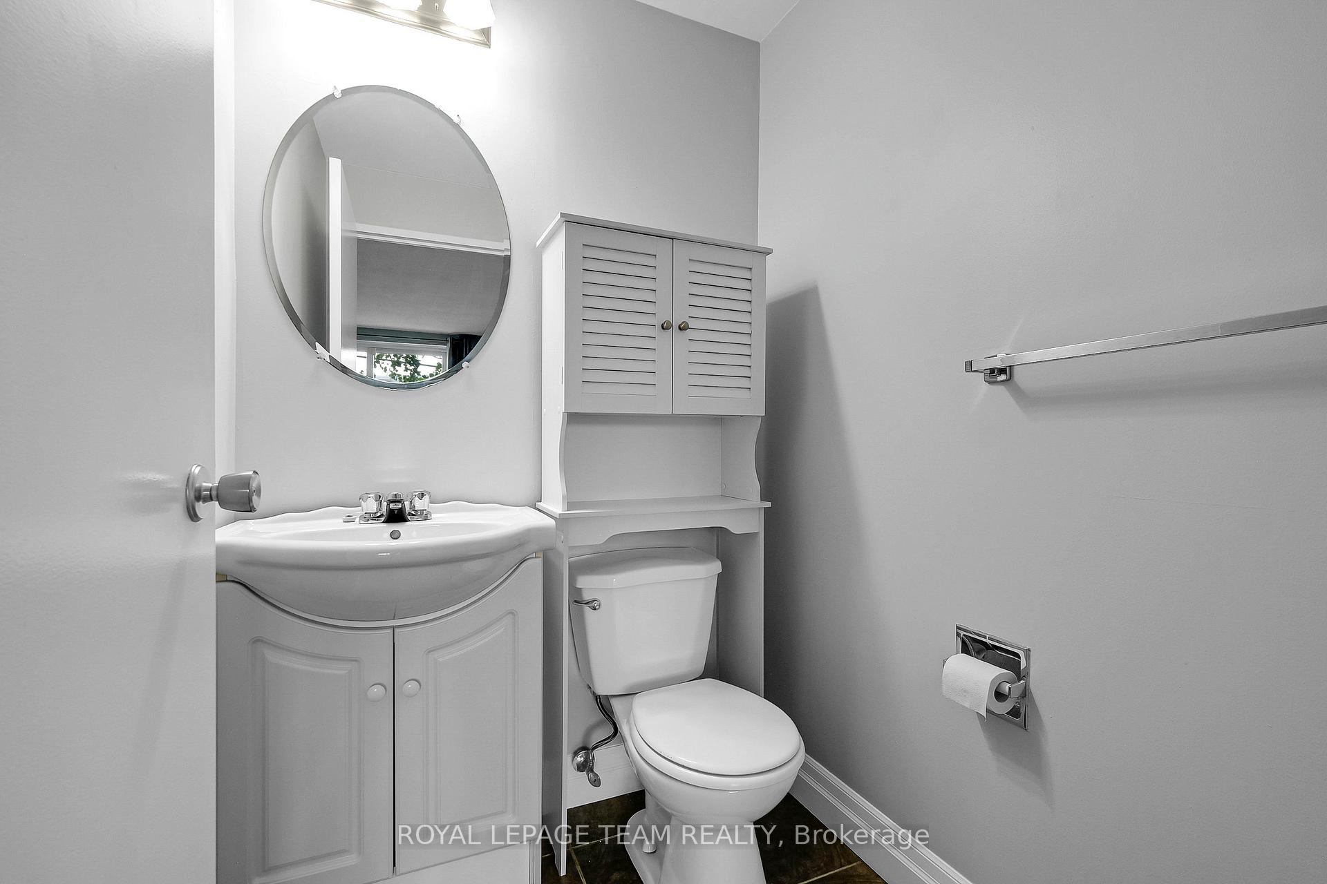 Photo 17 of Unit 302, 50 Burnside Avenue, Ottawa, Mechanicsville — HOMEH