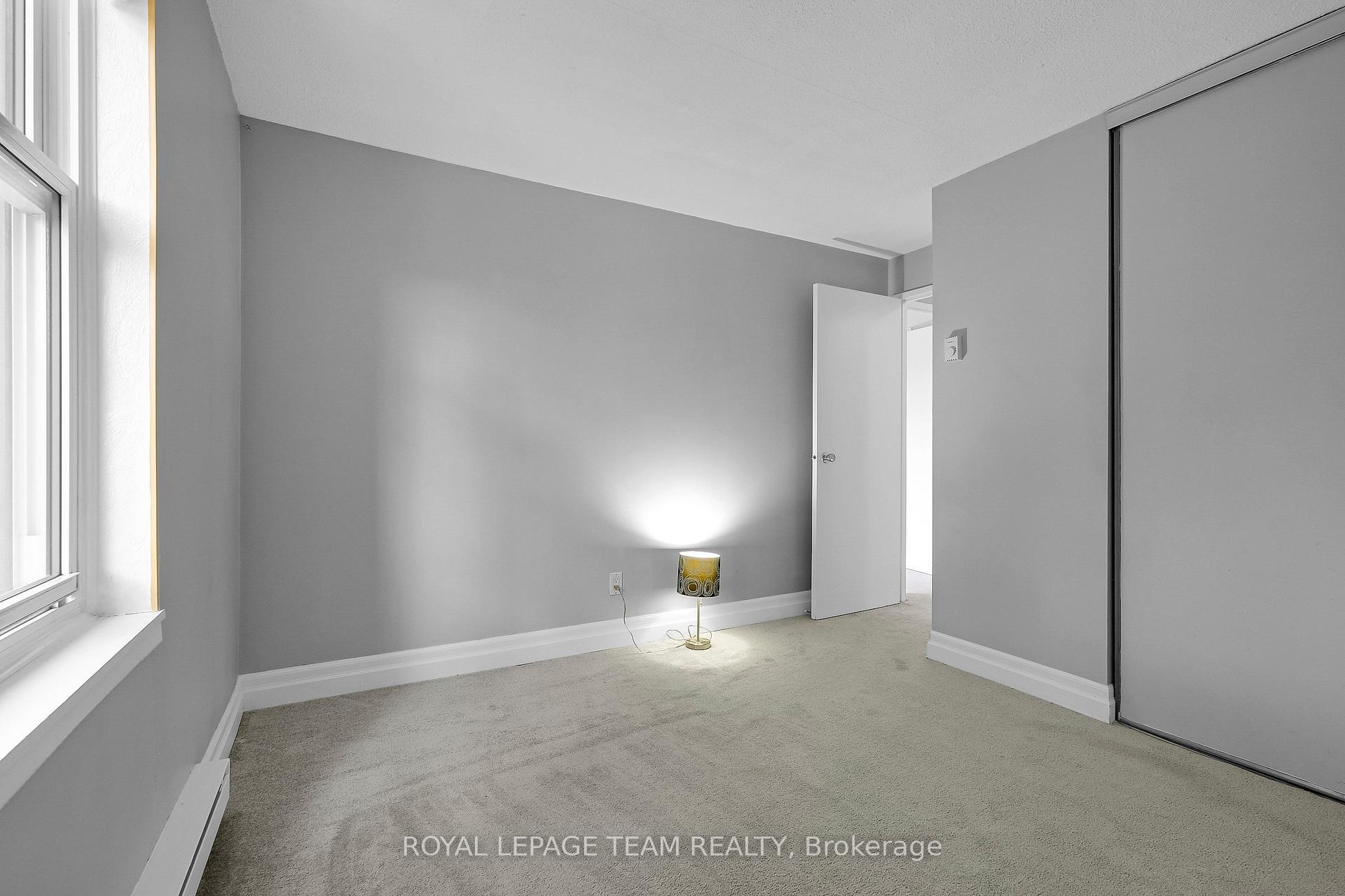 Photo 19 of Unit 302, 50 Burnside Avenue, Ottawa, Mechanicsville — HOMEH