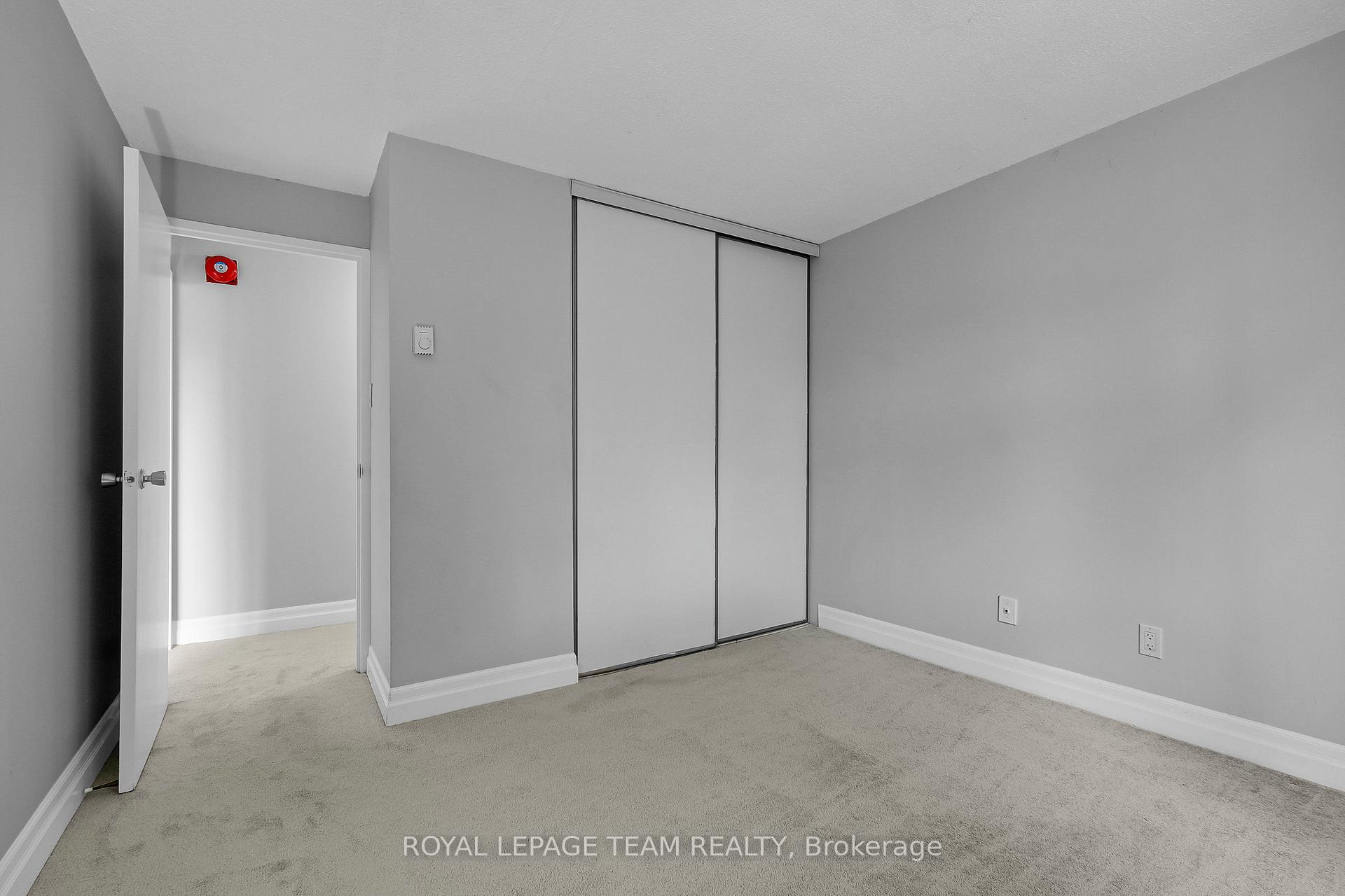 Photo 21 of Unit 302, 50 Burnside Avenue, Ottawa, Mechanicsville — HOMEH