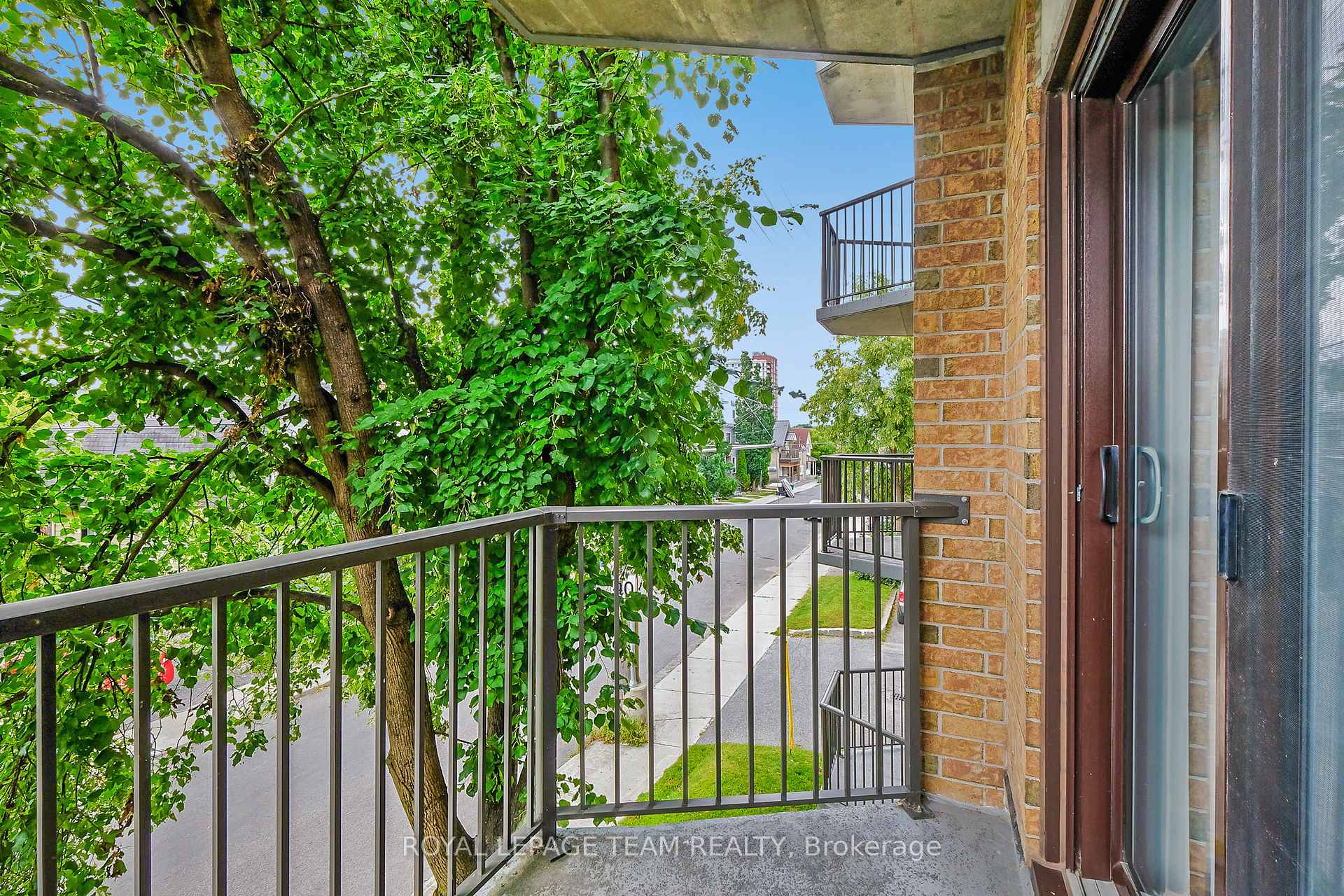 Photo 26 of Unit 302, 50 Burnside Avenue, Ottawa, Mechanicsville — HOMEH
