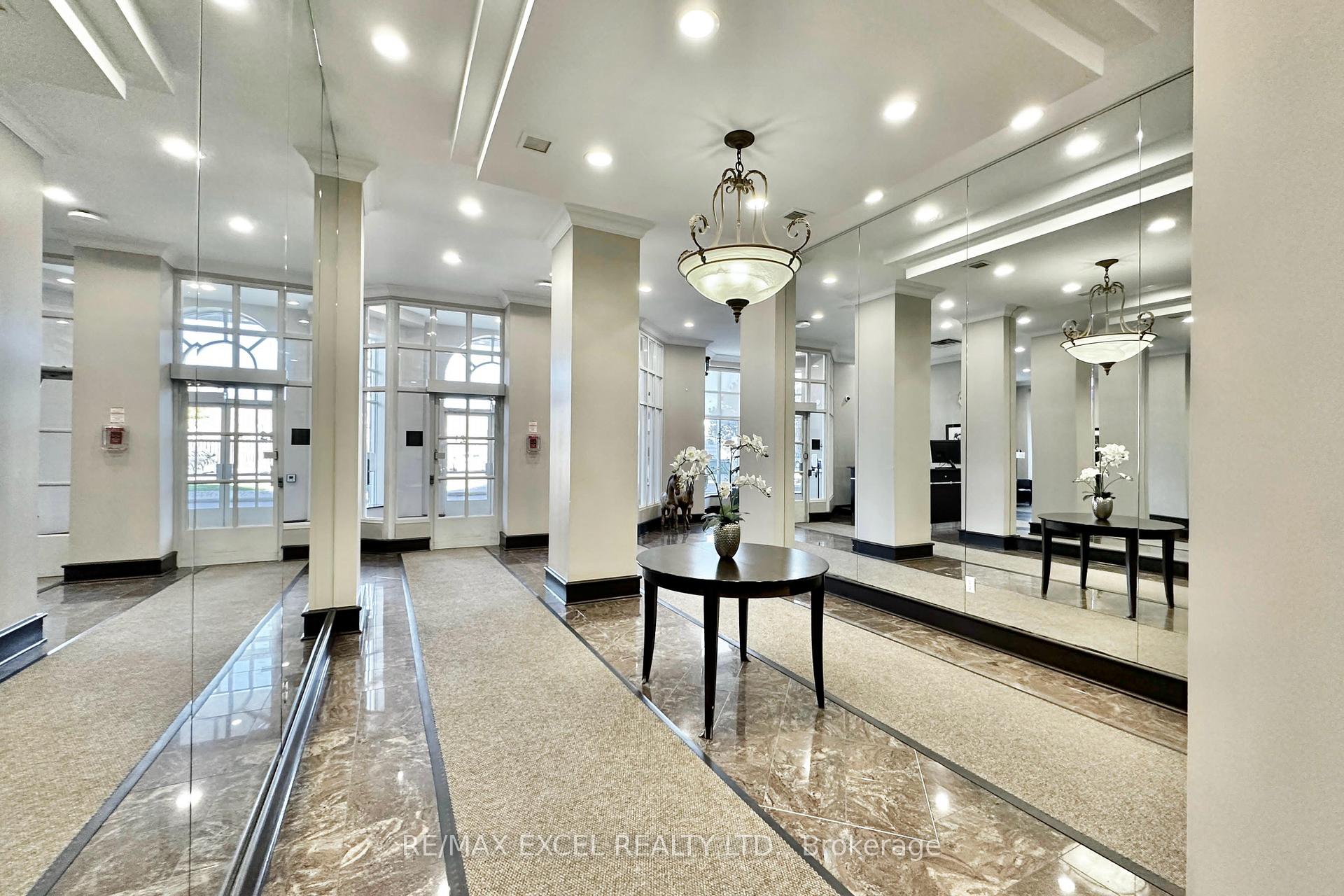Photo 5 of Unit 708, 21 Overlea Boulevard, Toronto, Thorncliffe Park — HOMEH