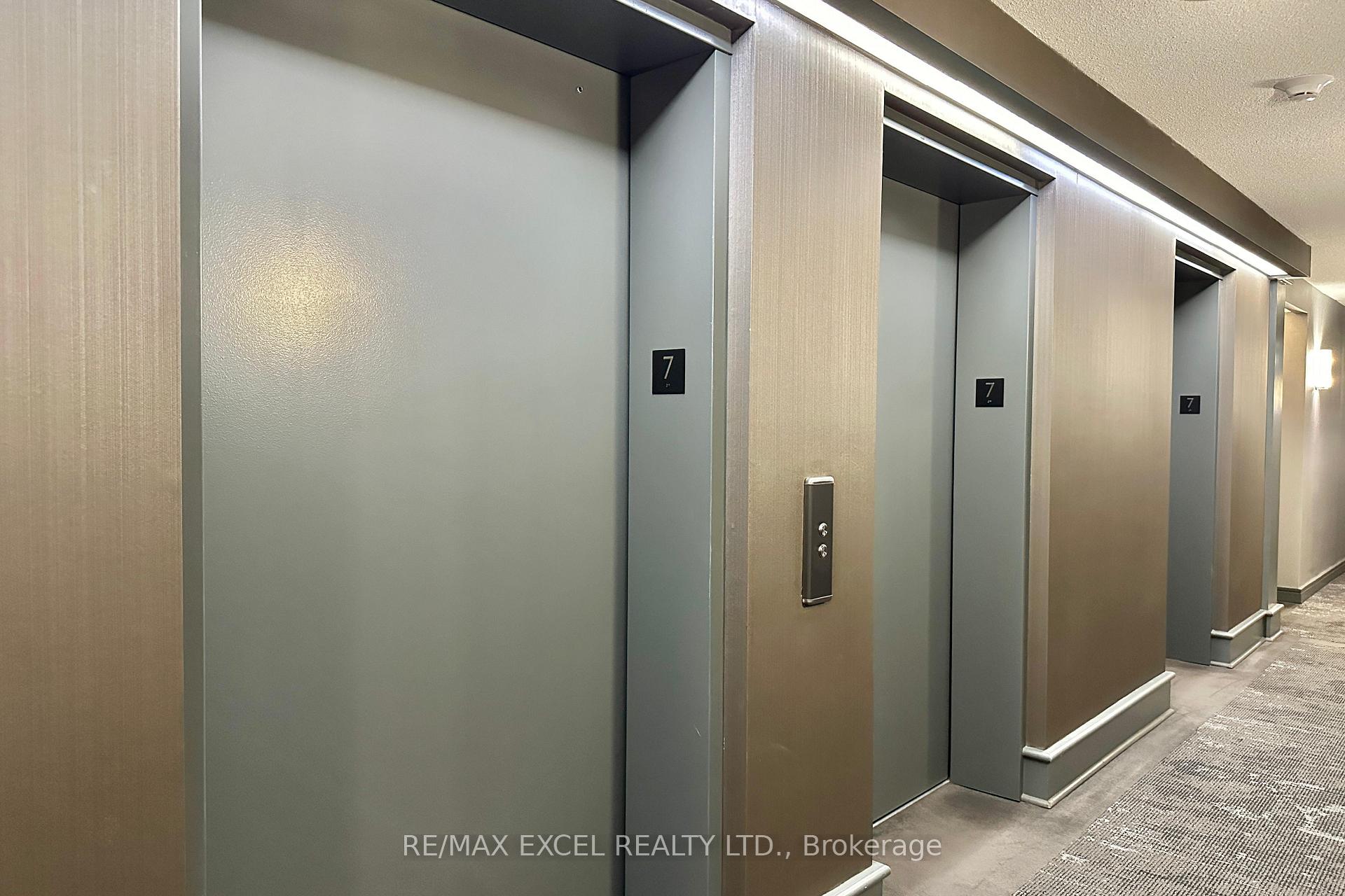 Photo 2 of Unit 708, 21 Overlea Boulevard, Toronto, Thorncliffe Park — HOMEH