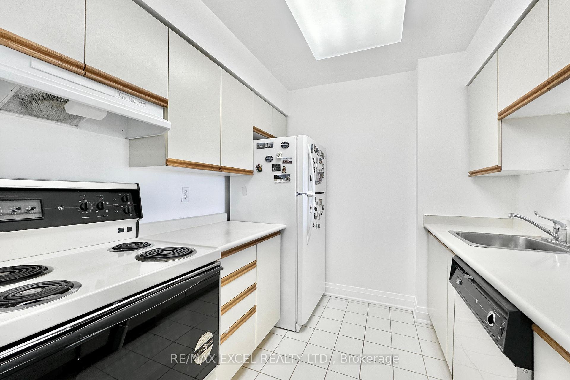 Photo 18 of Unit 708, 21 Overlea Boulevard, Toronto, Thorncliffe Park — HOMEH