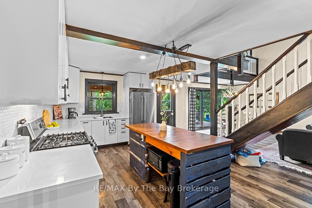 Photo 7 of 600055 50 Side Road S, Chatsworth — HOMEH