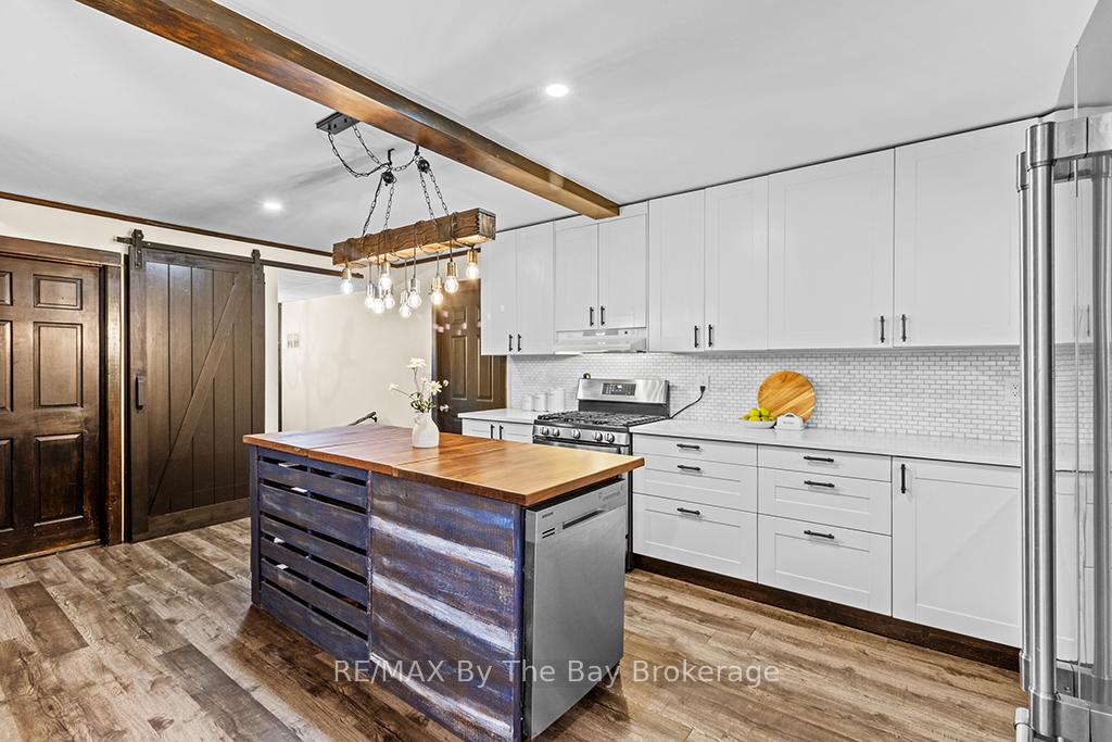 Photo 11 of 600055 50 Side Road S, Chatsworth — HOMEH