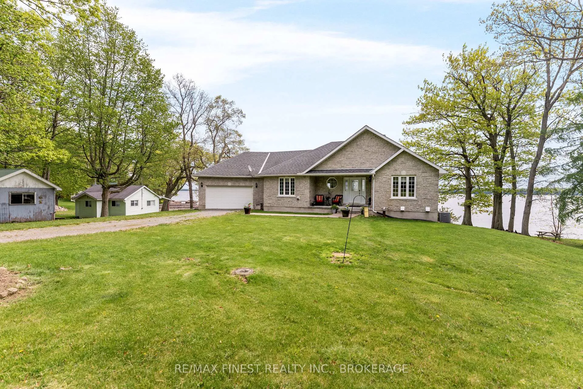 Photo 2 of 121 Hickory Lane, Frontenac Islands, The Islands — HOMEH