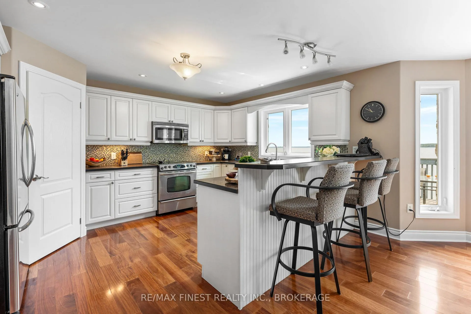 Photo 15 of 121 Hickory Lane, Frontenac Islands, The Islands — HOMEH