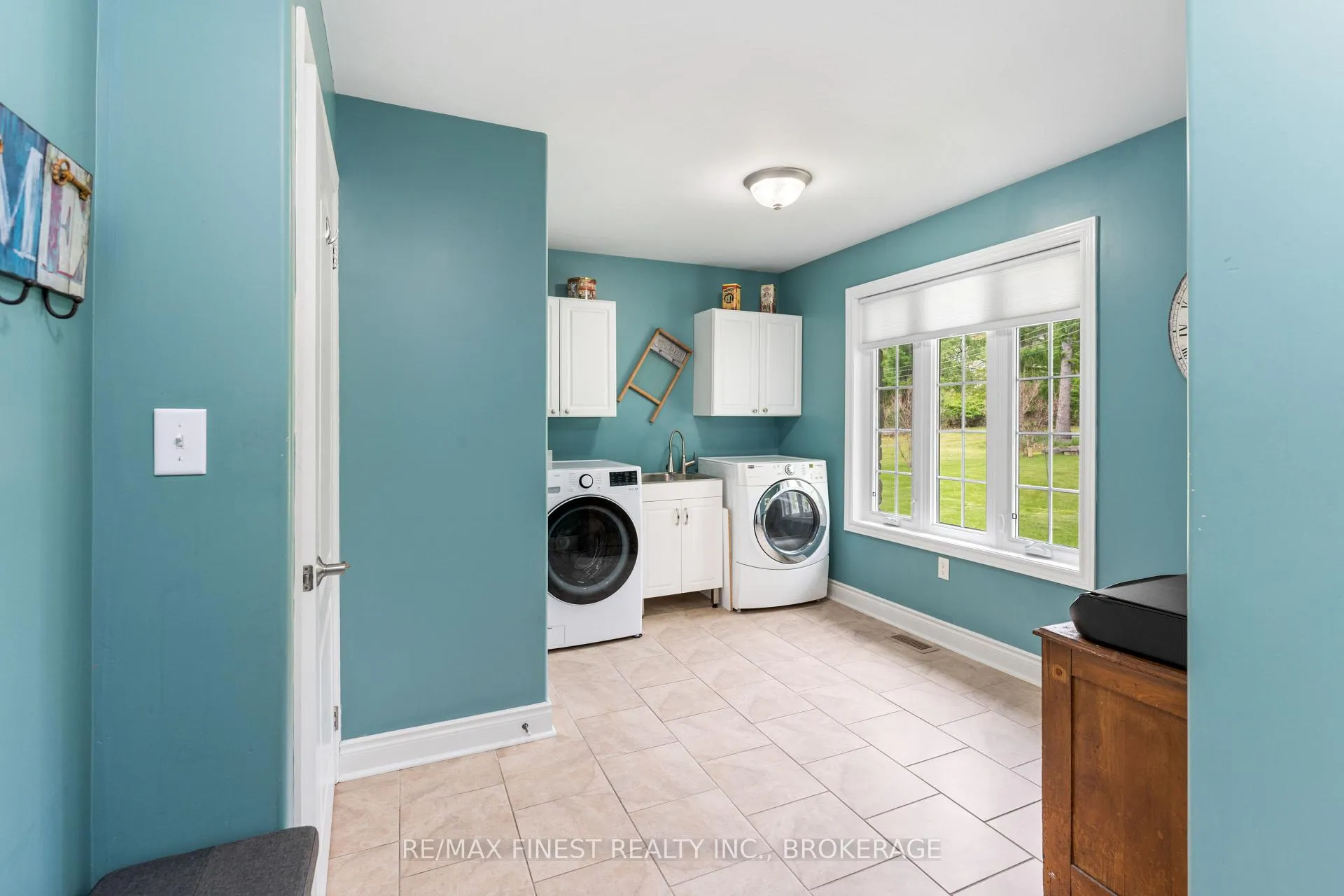 Photo 19 of 121 Hickory Lane, Frontenac Islands, The Islands — HOMEH