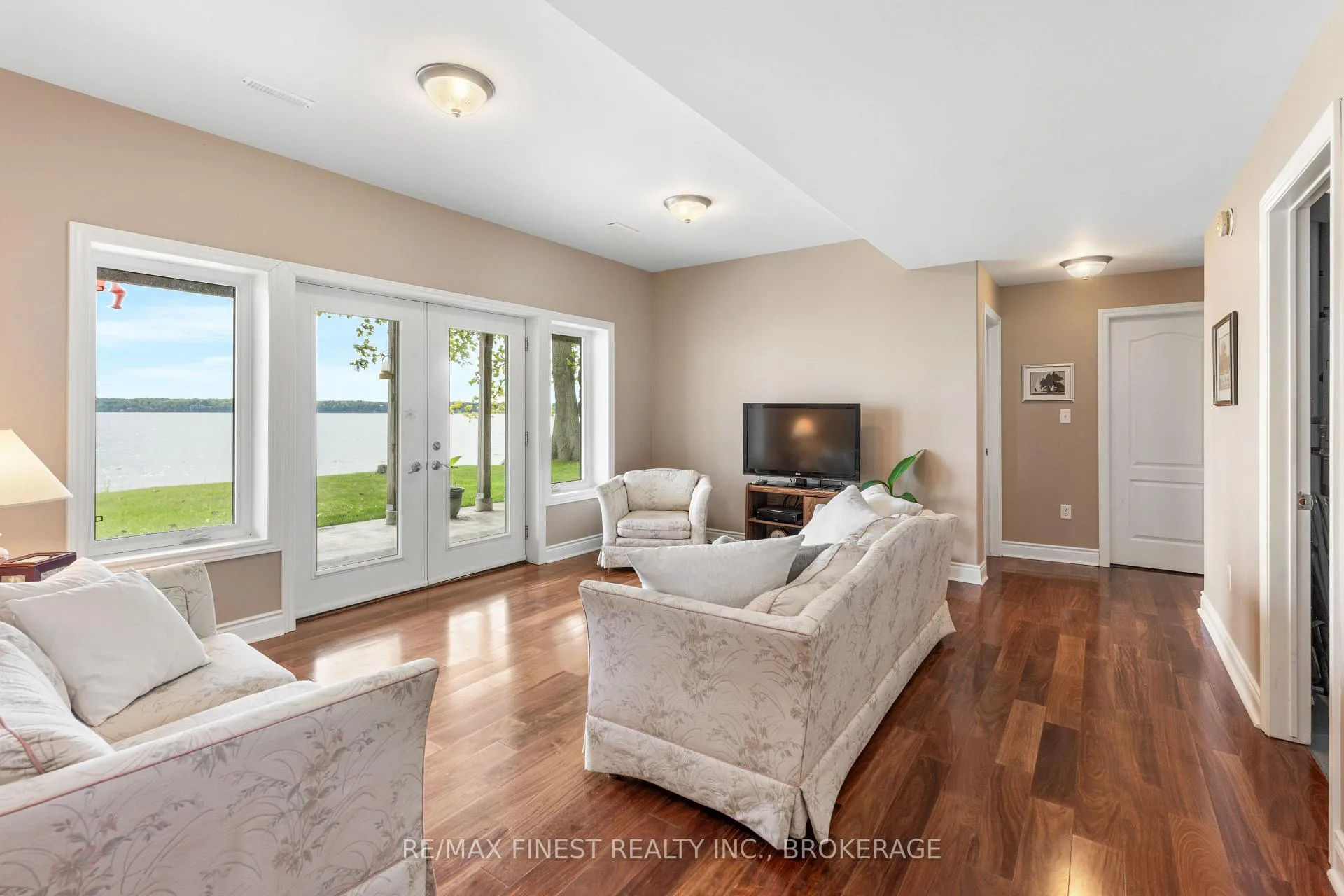 Photo 21 of 121 Hickory Lane, Frontenac Islands, The Islands — HOMEH