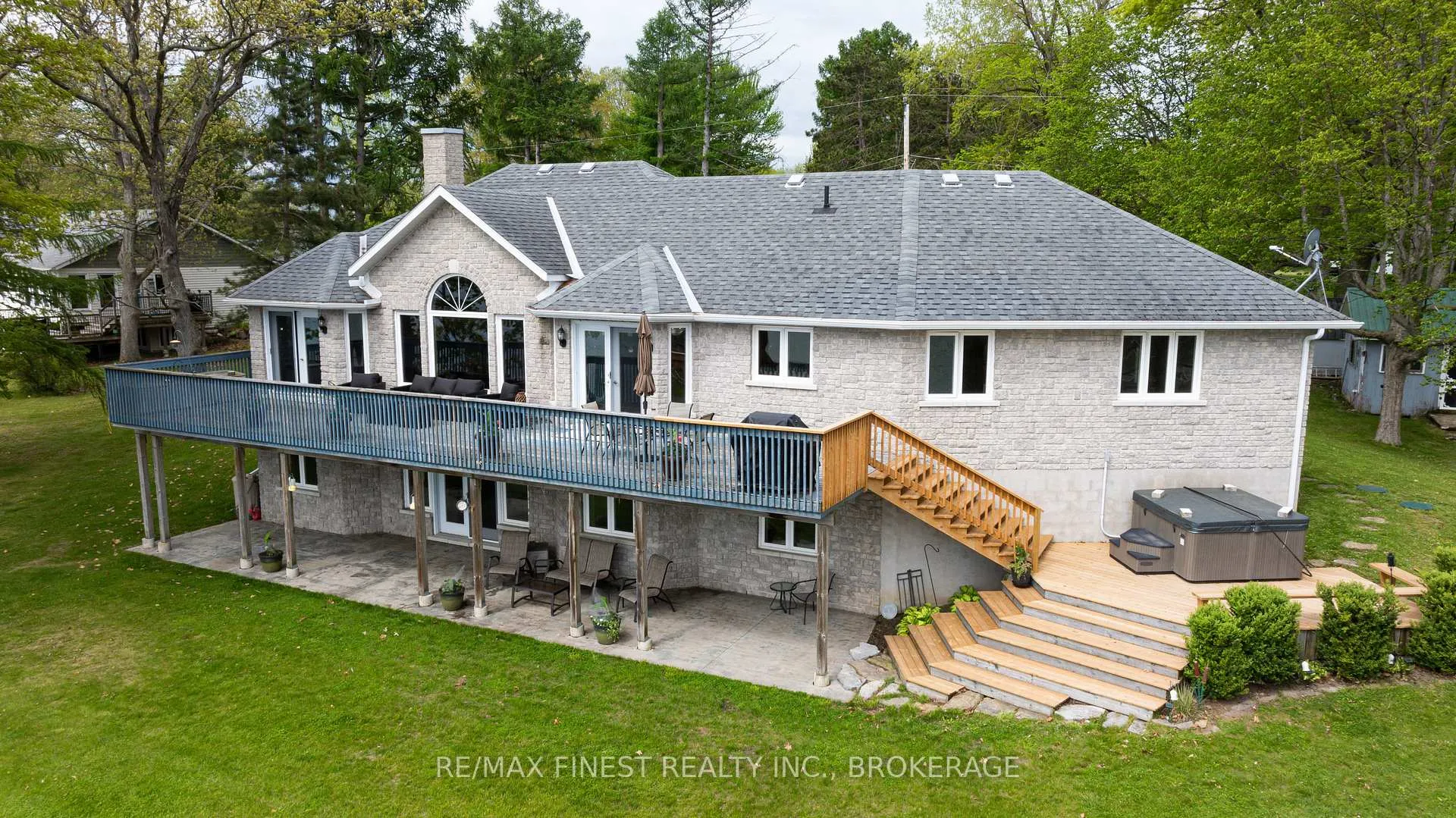 Photo 30 of 121 Hickory Lane, Frontenac Islands, The Islands — HOMEH