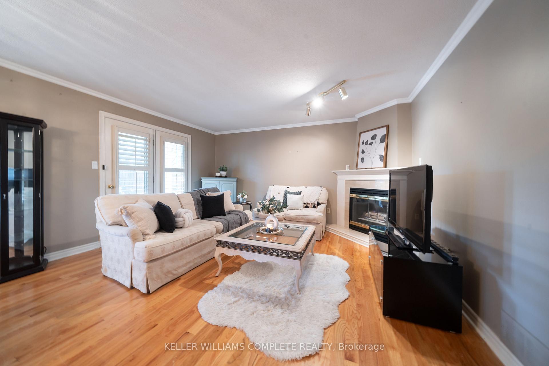 Photo 10 of Unit 6, 230 Meadowbrook Drive, Hamilton, Ancaster — HOMEH