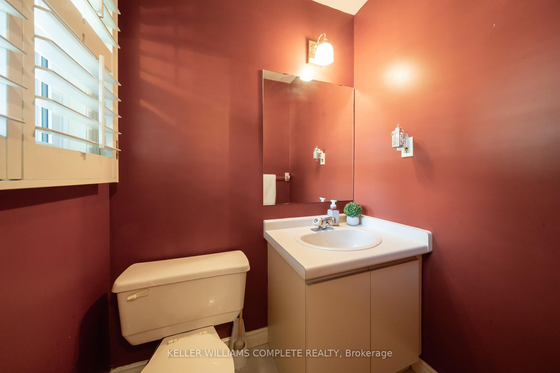 Photo 14 of Unit 6, 230 Meadowbrook Drive, Hamilton, Ancaster — HOMEH