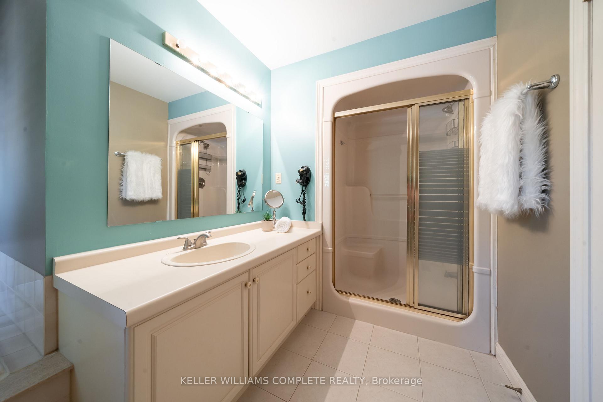 Photo 25 of Unit 6, 230 Meadowbrook Drive, Hamilton, Ancaster — HOMEH