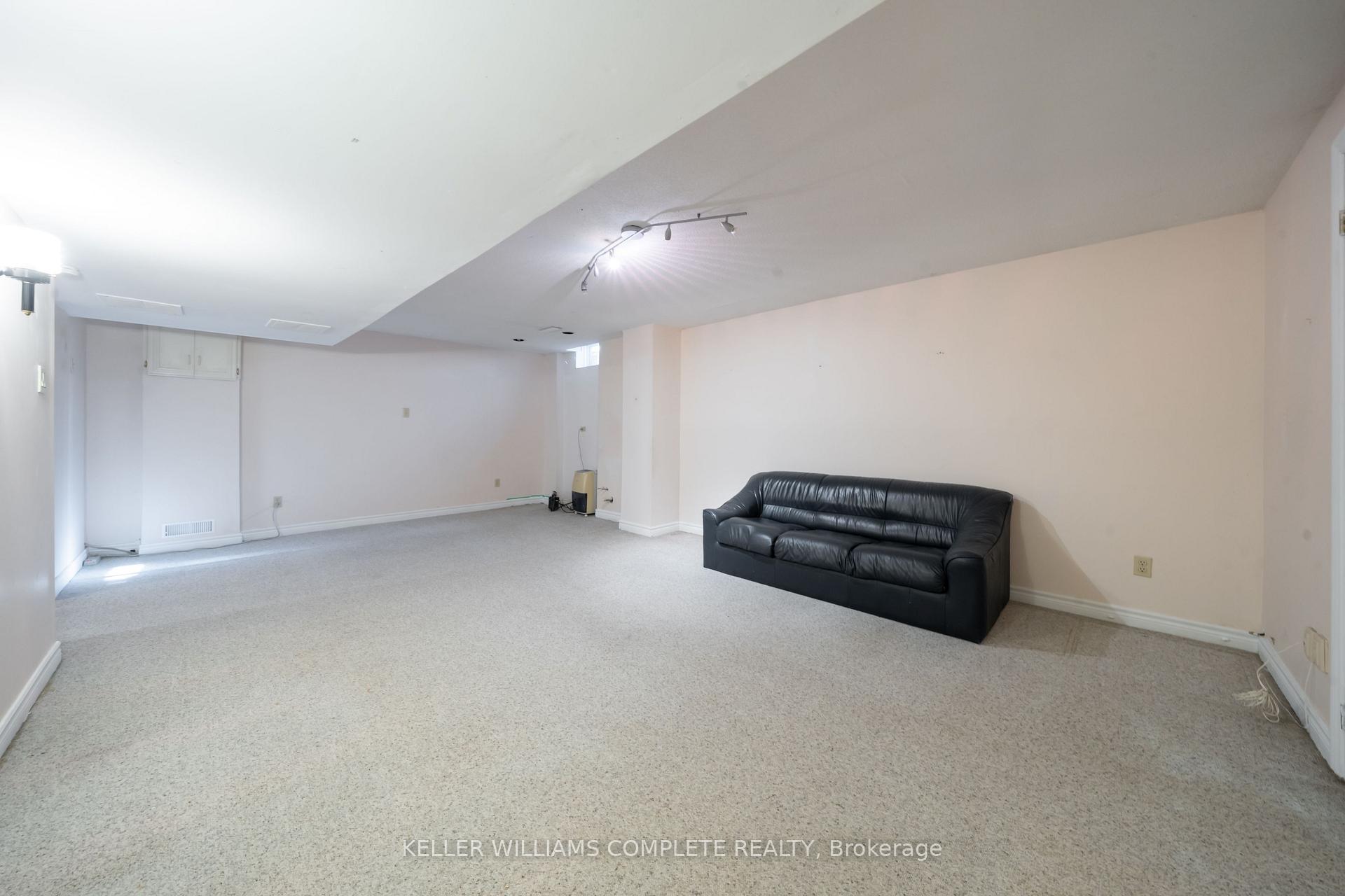 Photo 27 of Unit 6, 230 Meadowbrook Drive, Hamilton, Ancaster — HOMEH