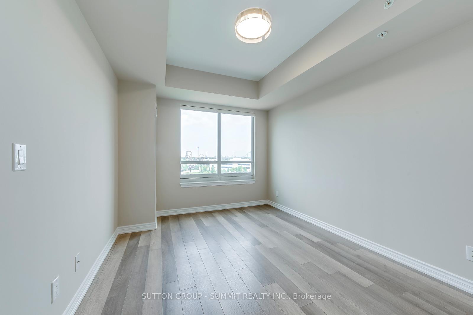 Photo 12 of Unit 804, 9255 Jane Street, Vaughan, Maple — HOMEH