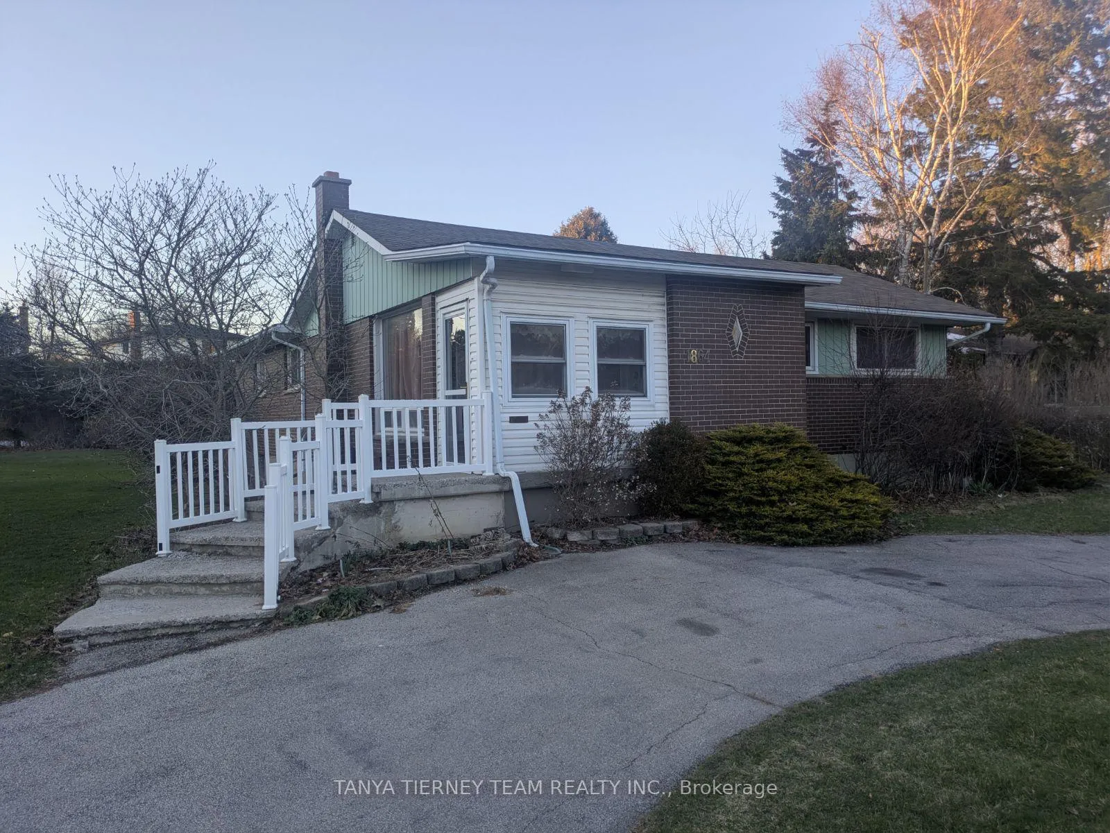 Photo 1 of 1864 Manning Road, Whitby, Blue Grass Meadows — HOMEH