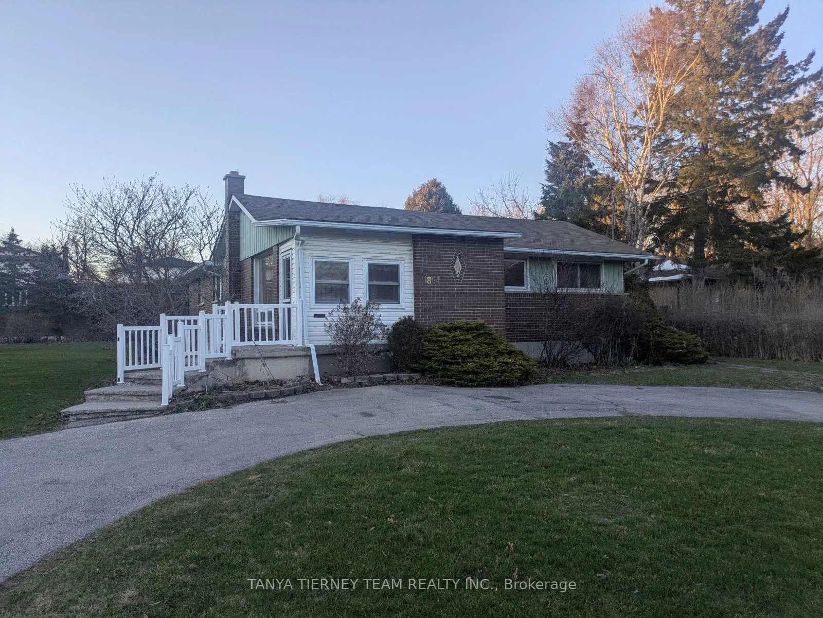 Photo 2 of 1864 Manning Road, Whitby, Blue Grass Meadows — HOMEH