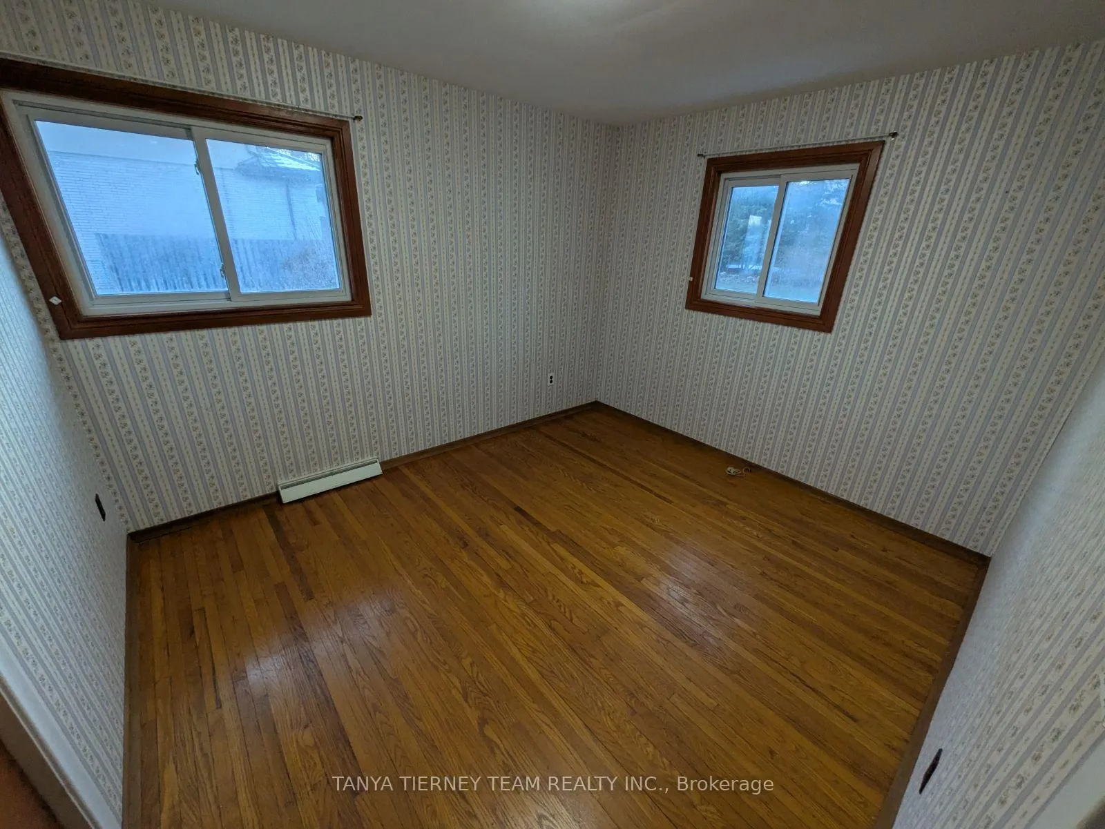 Photo 6 of 1864 Manning Road, Whitby, Blue Grass Meadows — HOMEH
