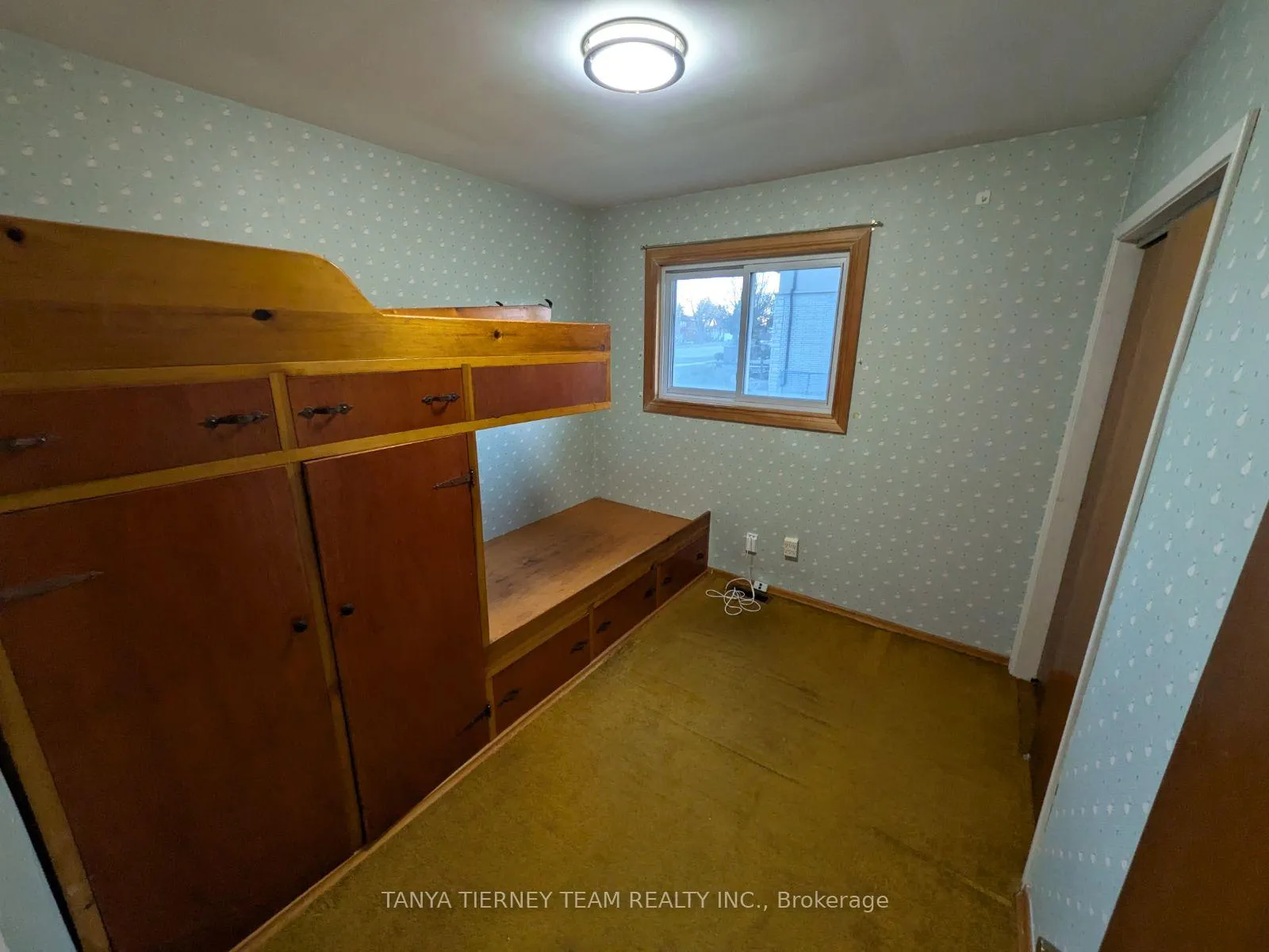 Photo 8 of 1864 Manning Road, Whitby, Blue Grass Meadows — HOMEH