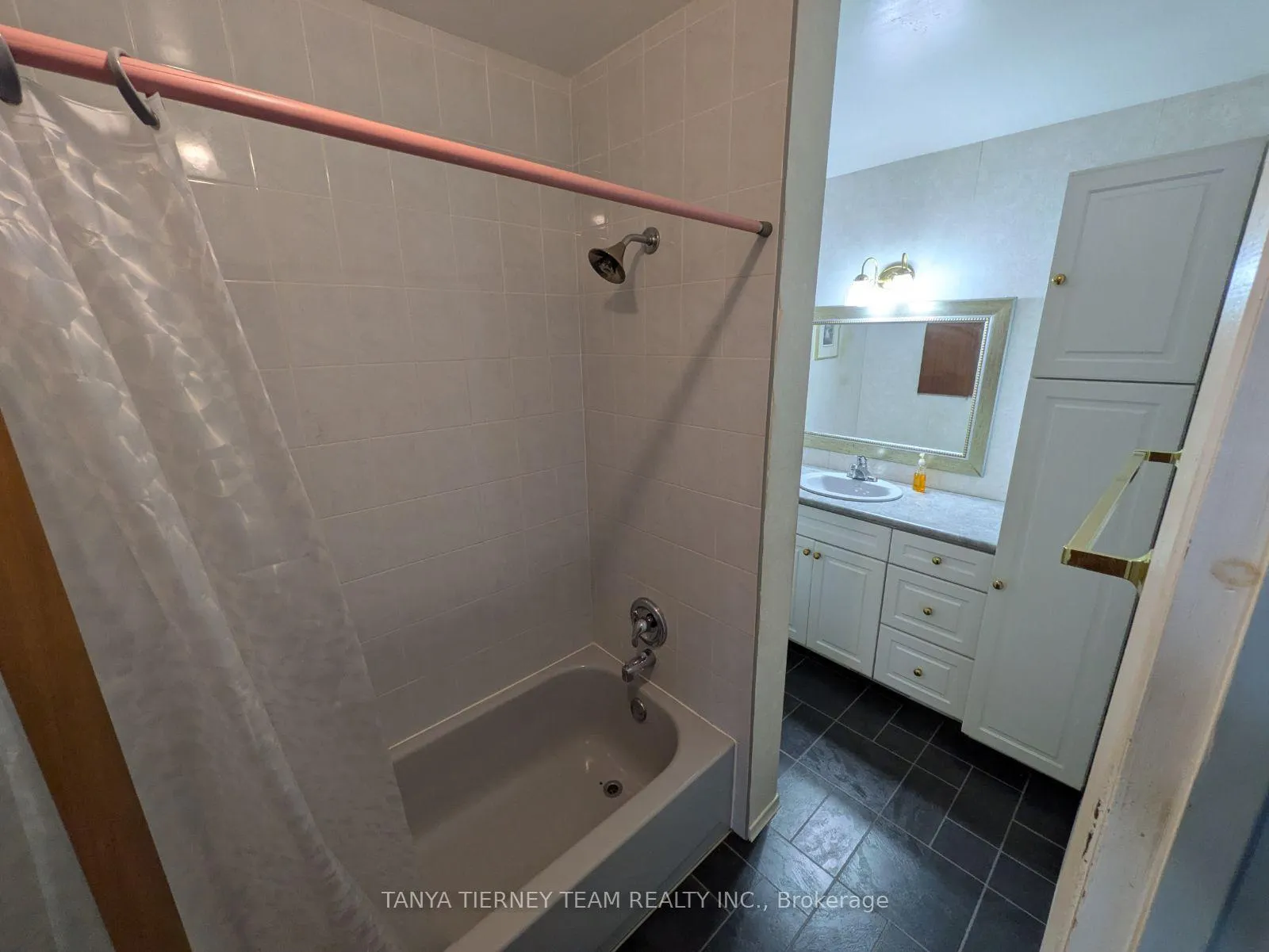 Photo 13 of 1864 Manning Road, Whitby, Blue Grass Meadows — HOMEH