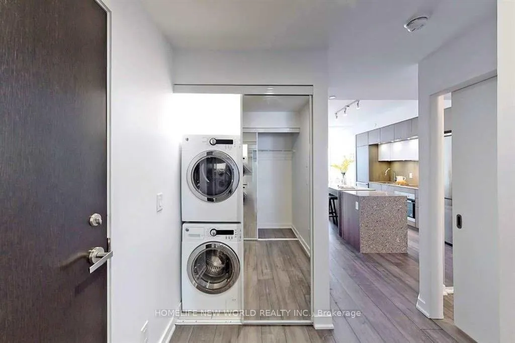 Photo 4 of Unit 1807, 55 Regent Park Boulevard, Toronto, Regent Park — HOMEH