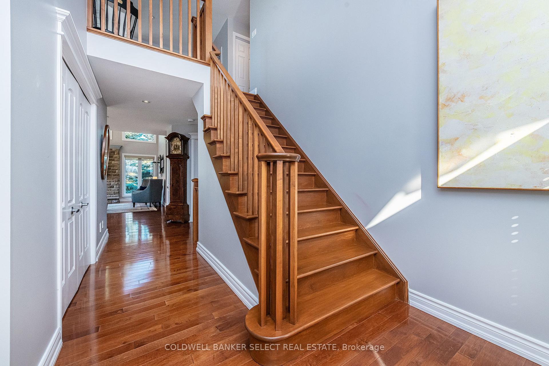 Photo 3 of Unit 5, 14 Zimmerman Drive, Caledon, Rural Caledon — HOMEH