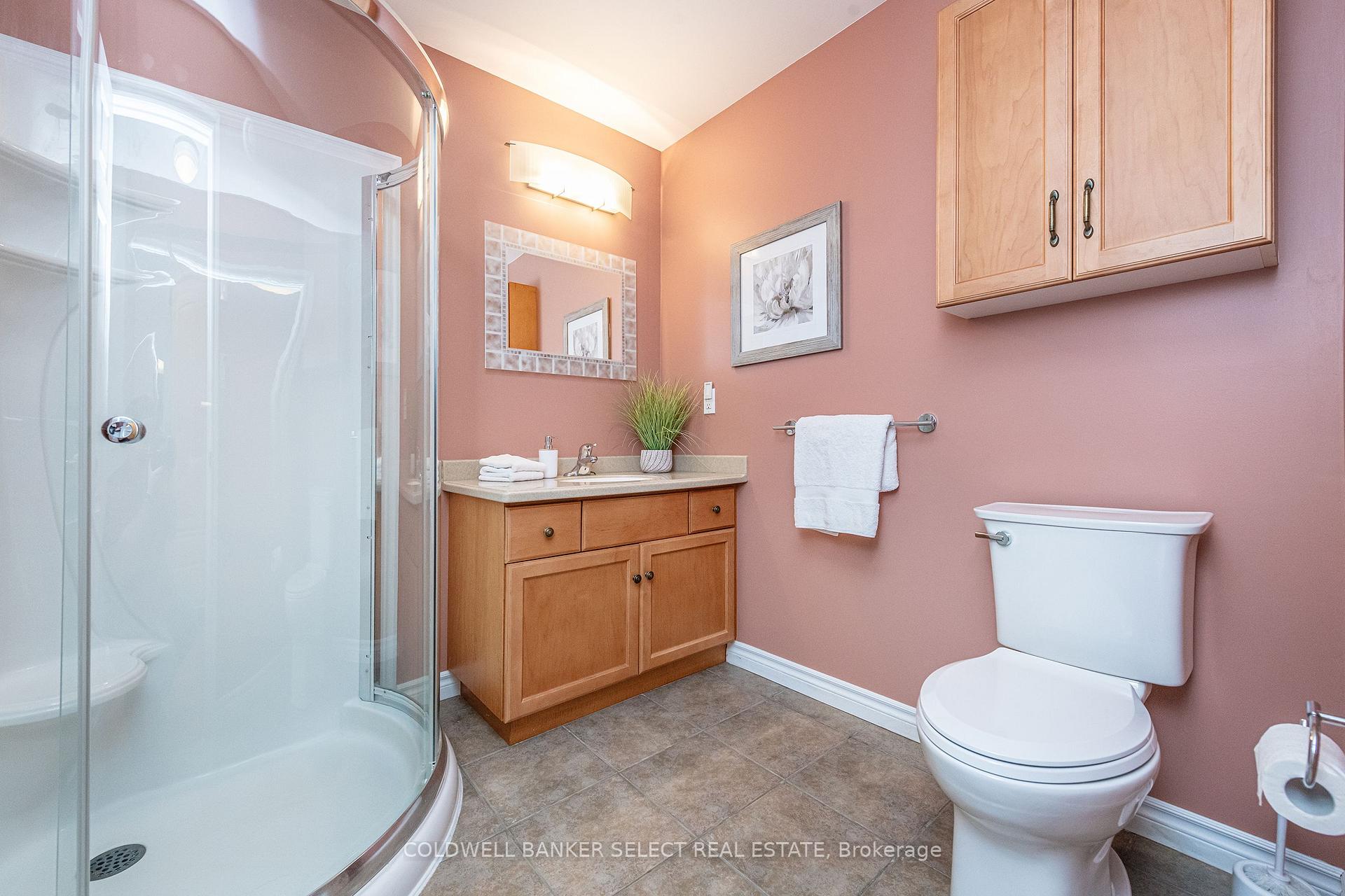 Photo 23 of Unit 5, 14 Zimmerman Drive, Caledon, Rural Caledon — HOMEH