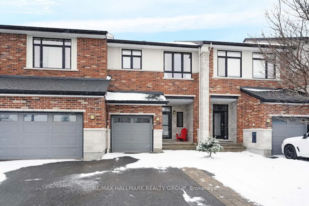 Photo 3 of 125 Watchhorn Grove, Ottawa, Riverside South — HOMEH