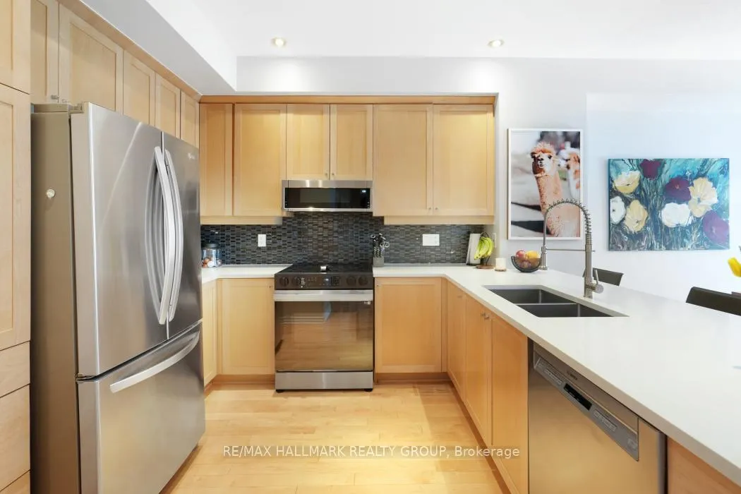 Photo 11 of 125 Watchhorn Grove, Ottawa, Riverside South — HOMEH