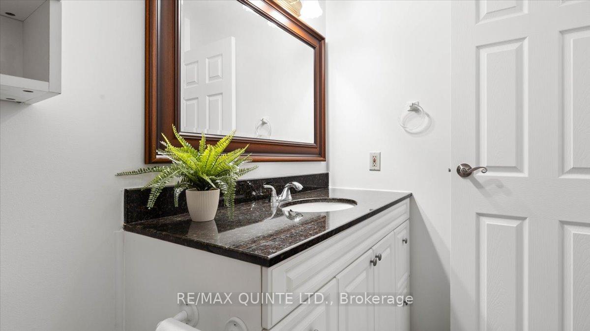 Photo 10 of Unit 106D, 223 North Park Street, Belleville, Belleville Ward — HOMEH