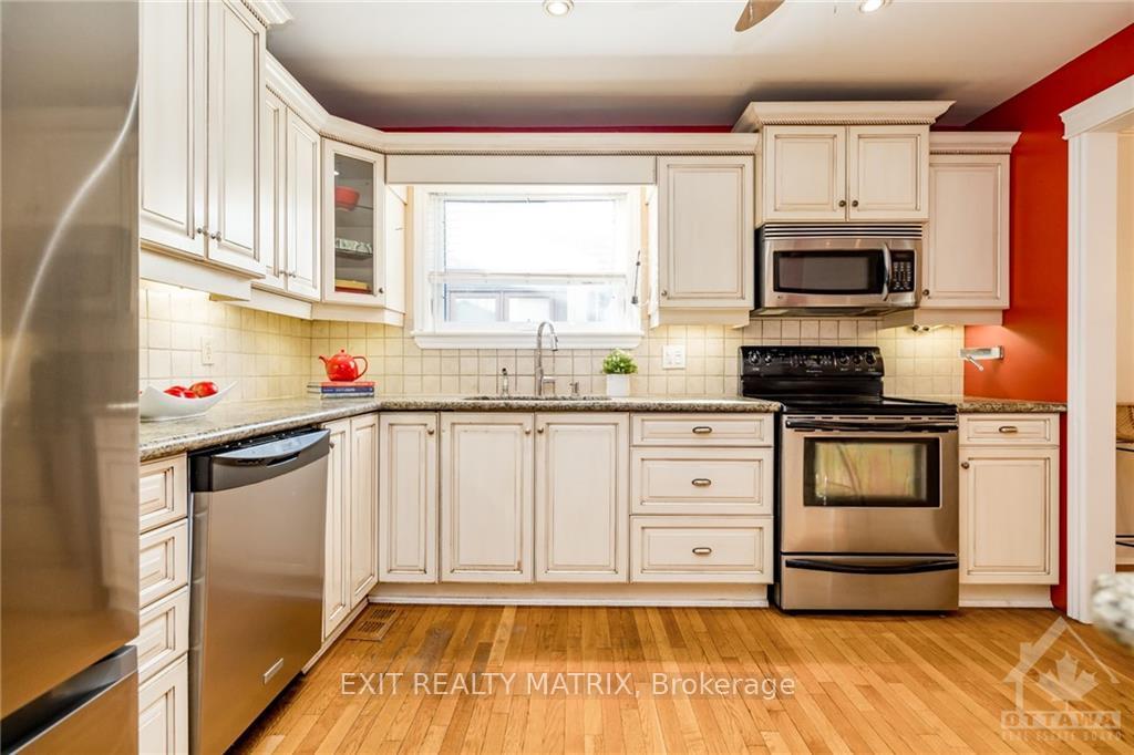 Photo 4 of 21 Glen Abbey Crescent, Ottawa, Stittsville (Central) — HOMEH