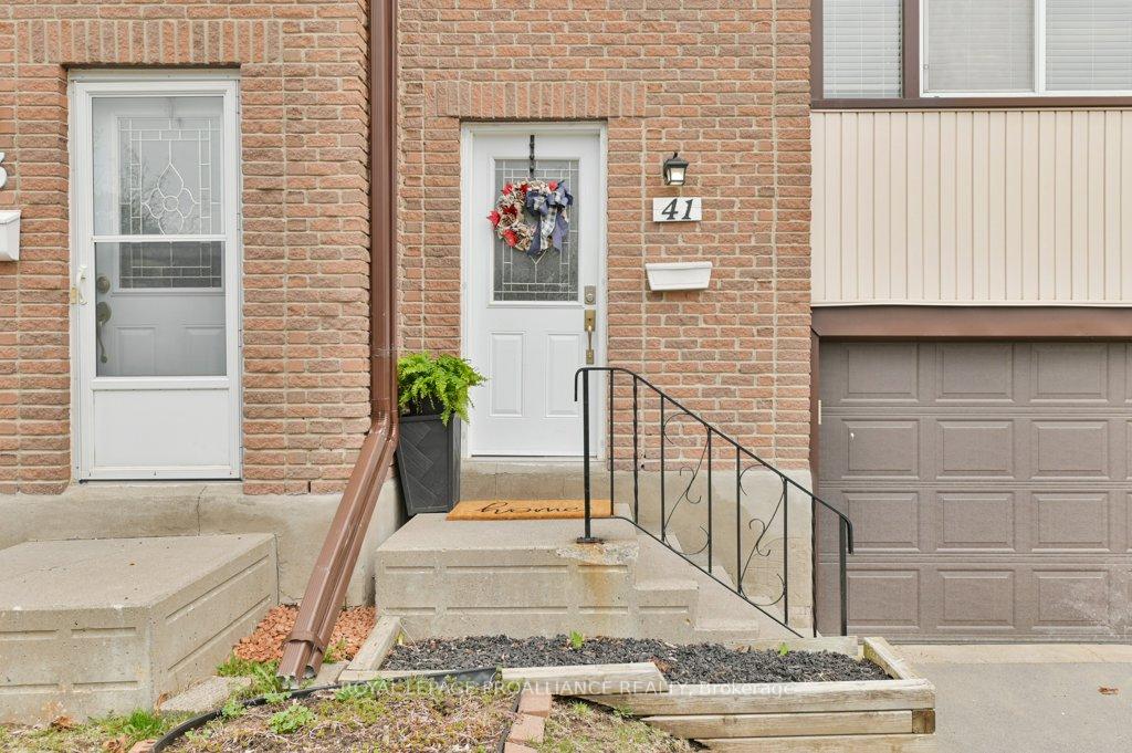 Photo 4 of 41 O'Hare Street, Belleville, Belleville Ward — HOMEH
